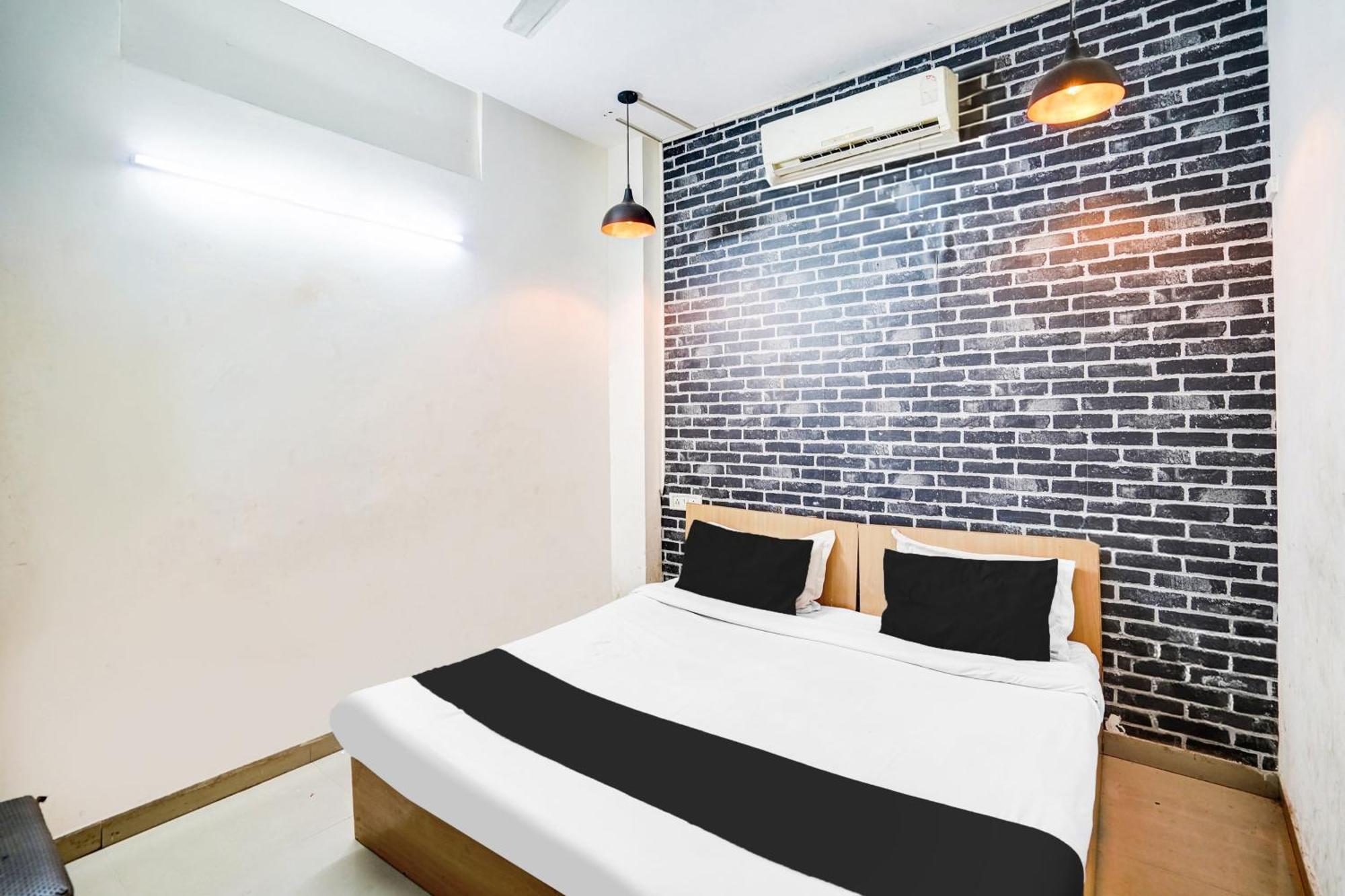 Apartment O Krishna