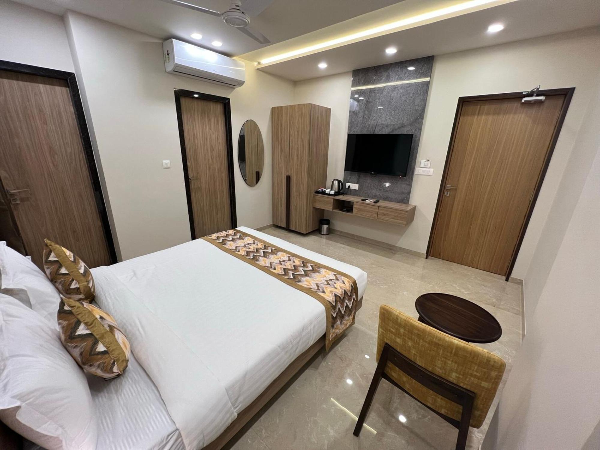 Hotel Franklein Delhi Aerocity