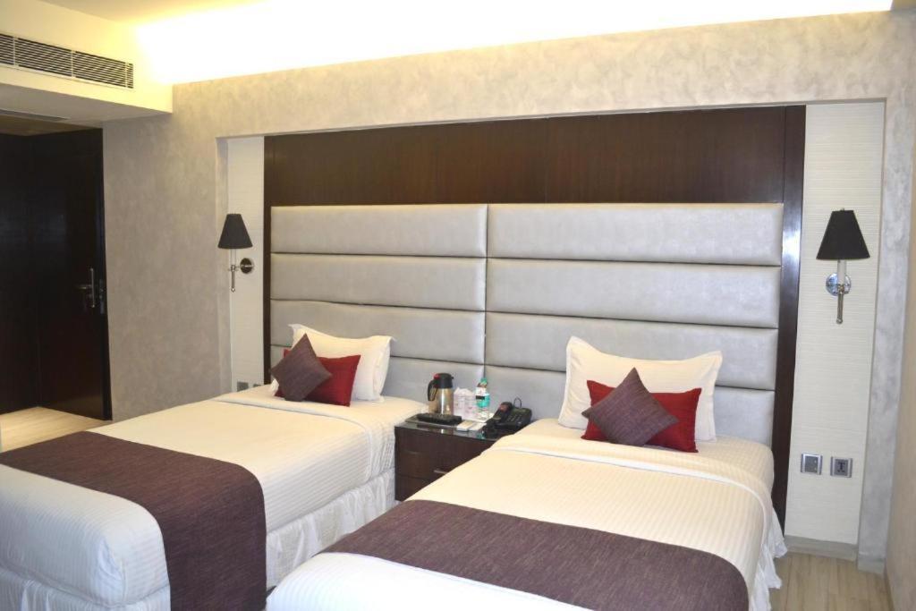 Hotel Saros Near Delhi Airport By Gross Group New Delhi