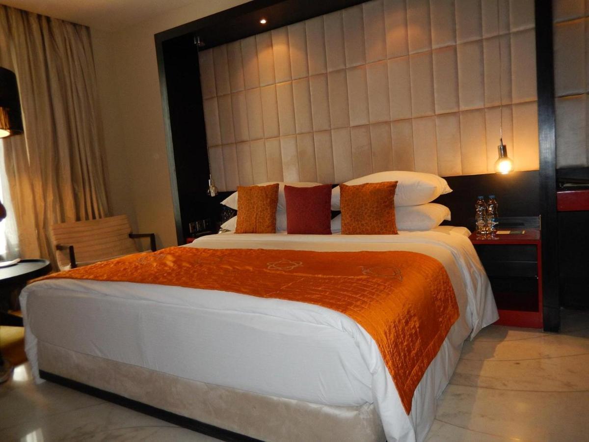 Ebony Near Delhi Airport By Gross Group * New Delhi
