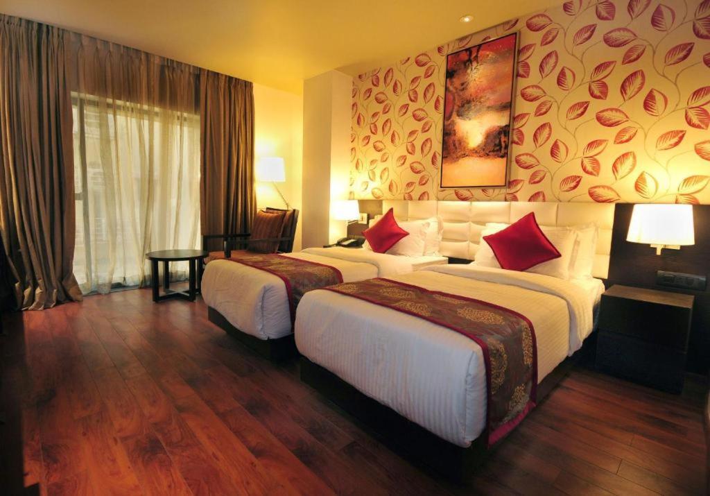 Saros Near Delhi Airport By Gross Group 4*
