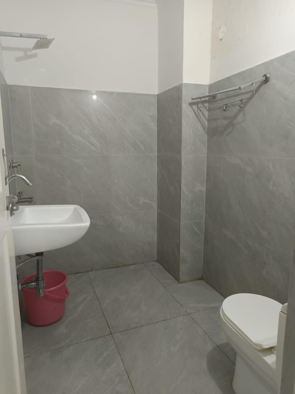 Haveli Heritage --- 200 Meters From Nizamuddin Railway Station 3*