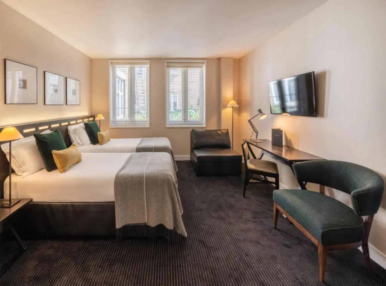 De Olive Aero Near Delhi Airport 4*