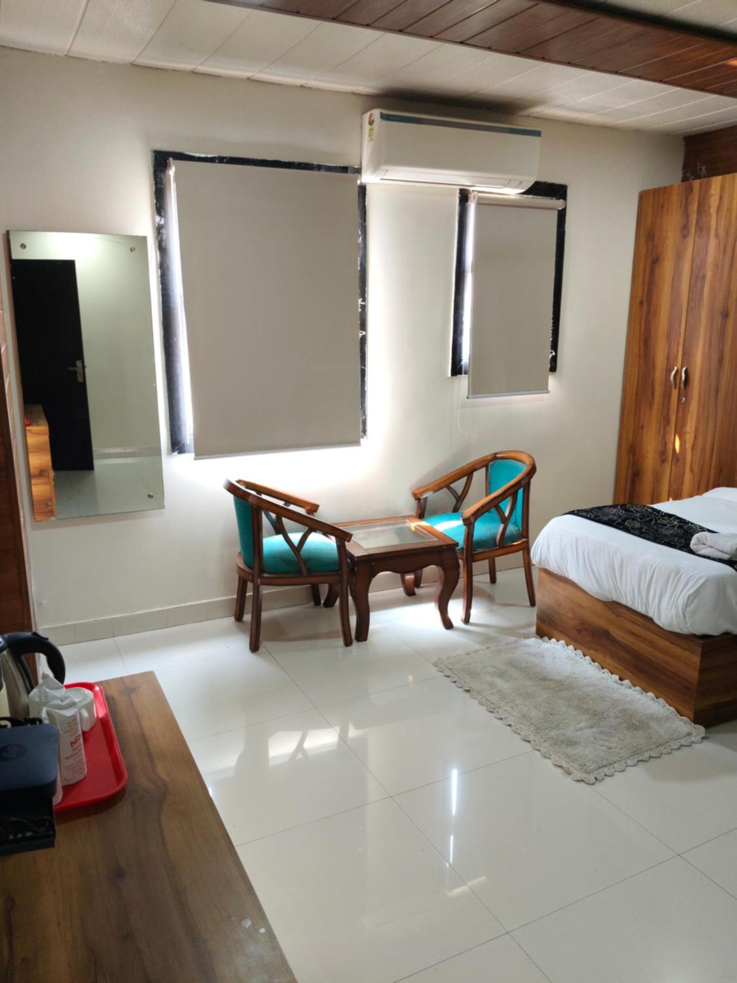 The Paramont Plaza Igi Airport New Delhi