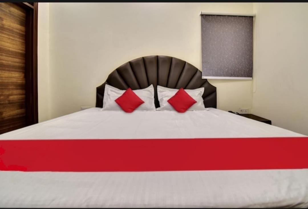 Sukoon - Ramesh Nagar Hotel
