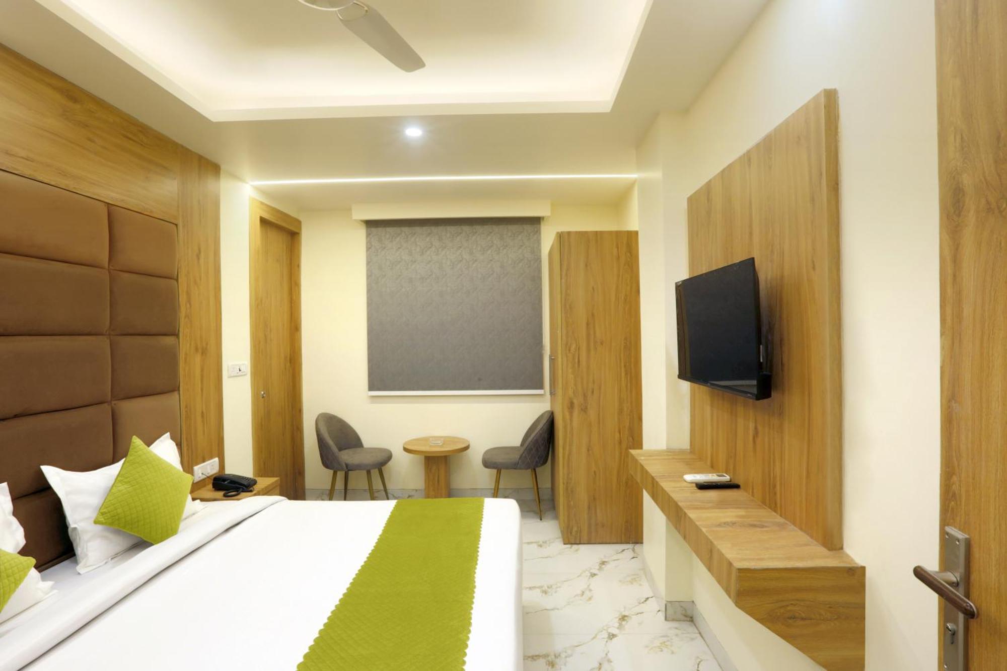 New Luxx - Near Igi Airport 3* Nova Deli