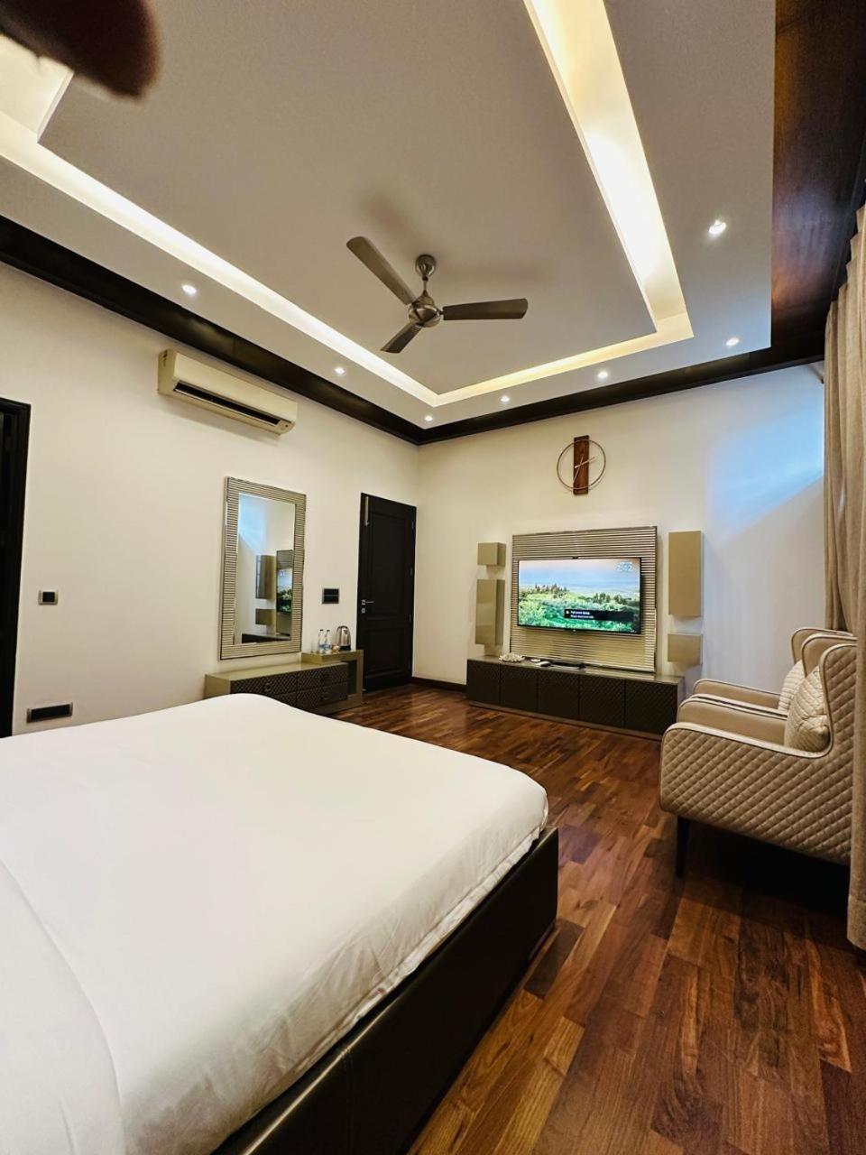 Jpm Home's With Luxury Homestay New Delhi