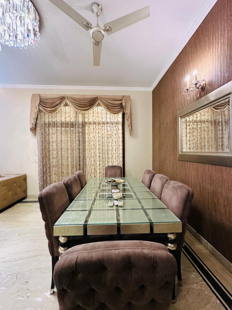 Jpm Home's With Luxury Homestay *