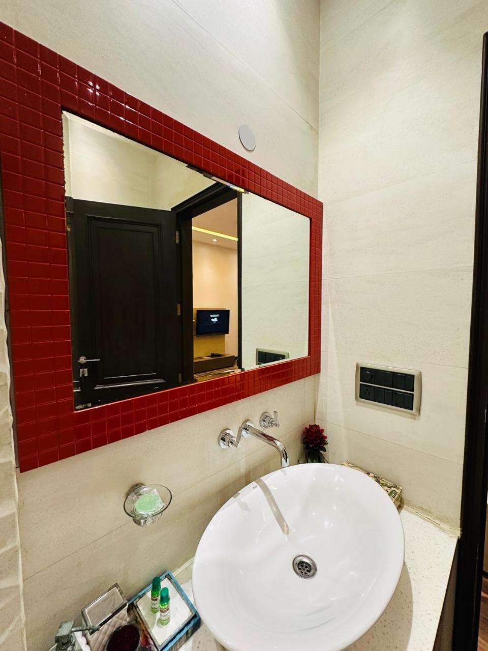 Jpm Home's With Luxury Homestay New Delhi