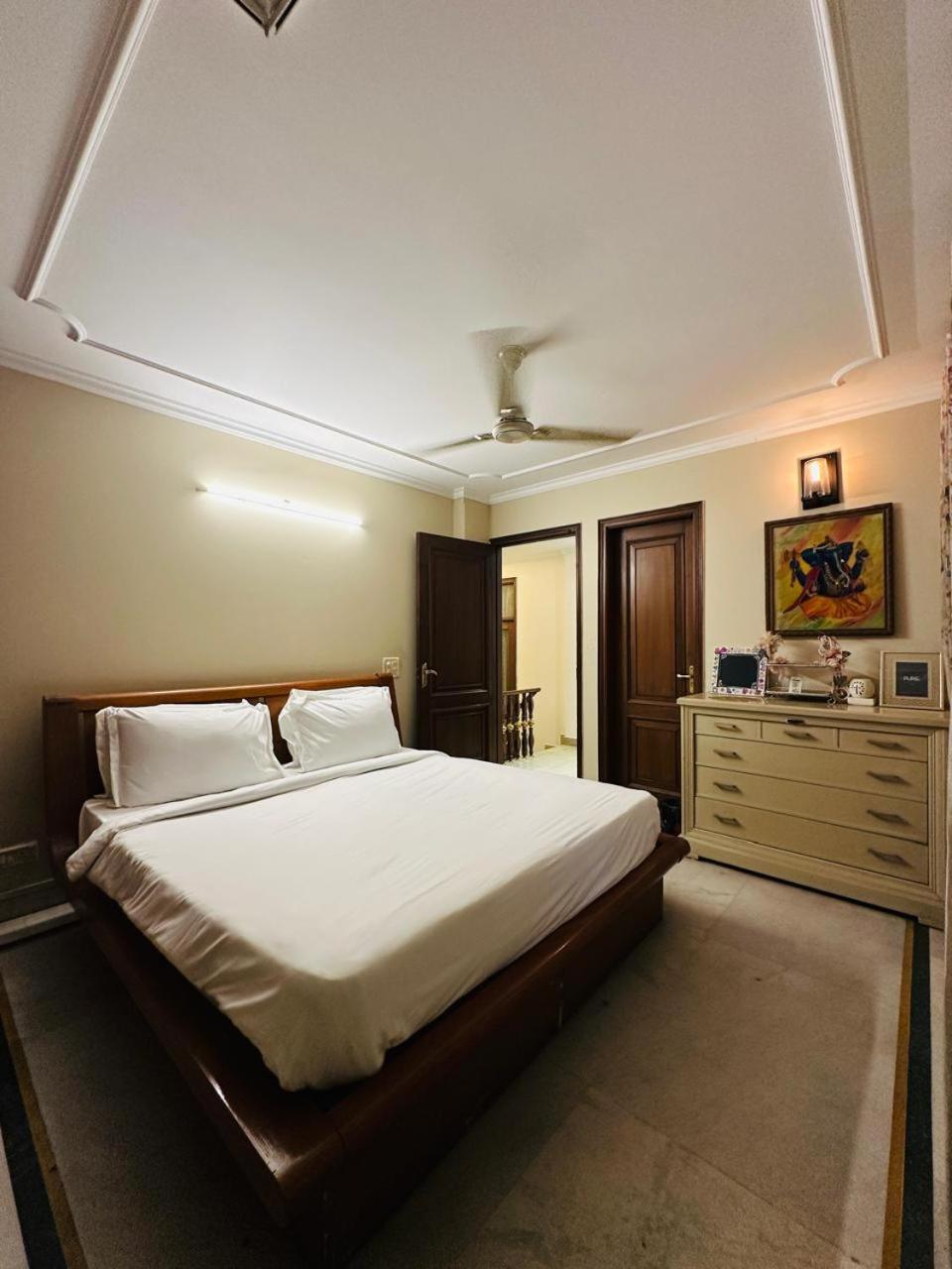 Jpm Home's With Luxury Homestay