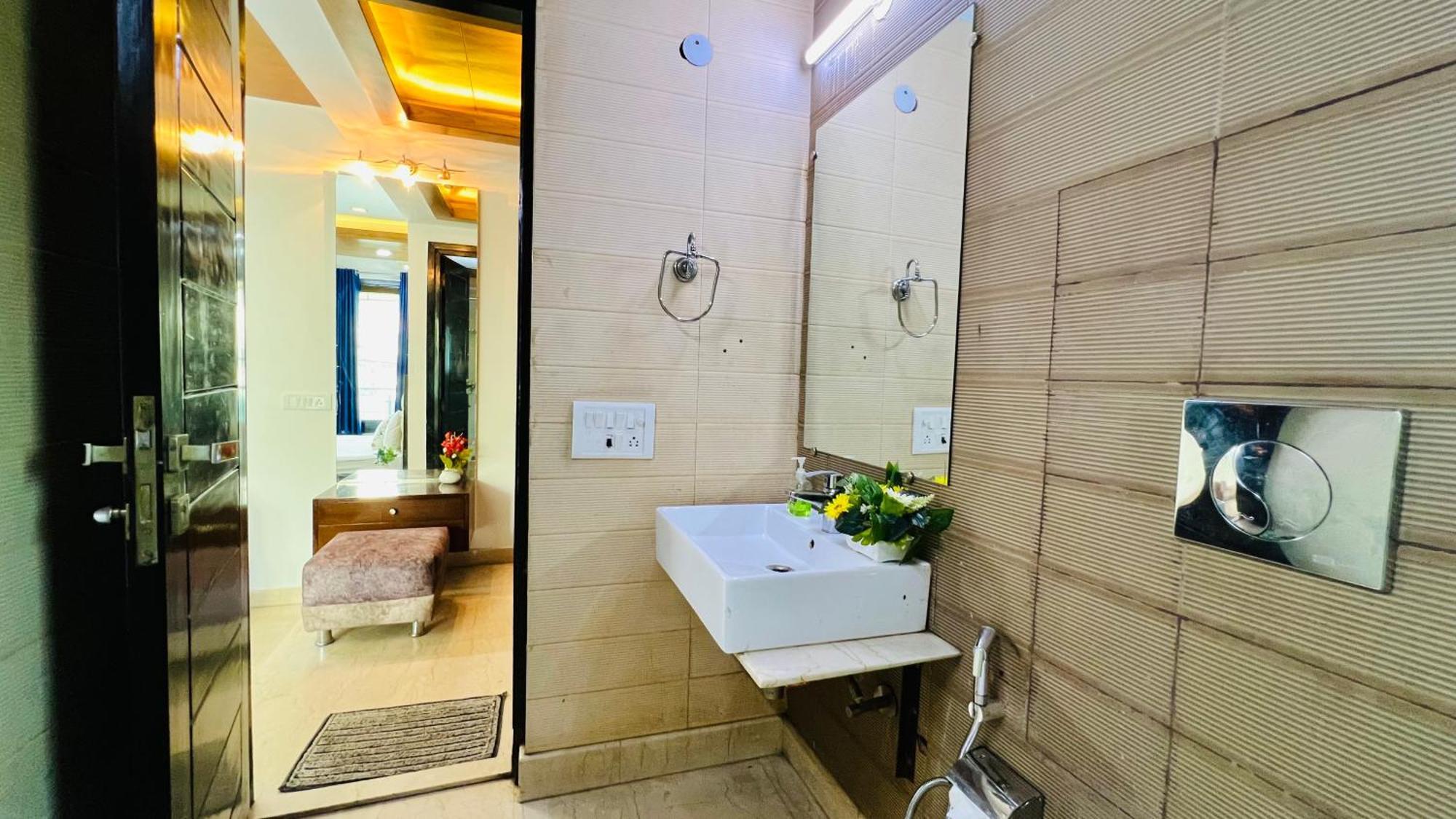 Olive Service - Green Park Apartment *