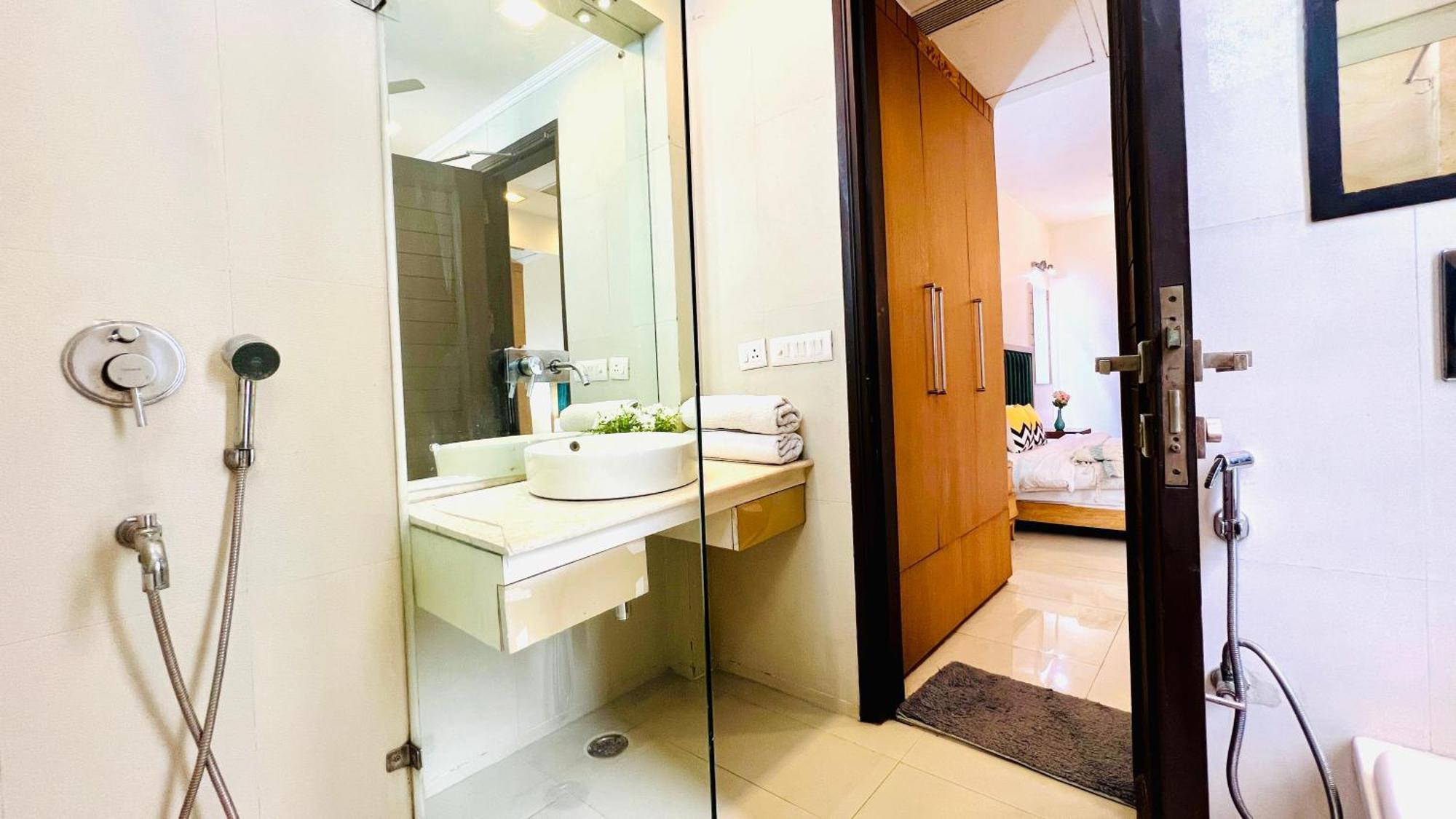 Olive Service - Greater Kailash Apartment *