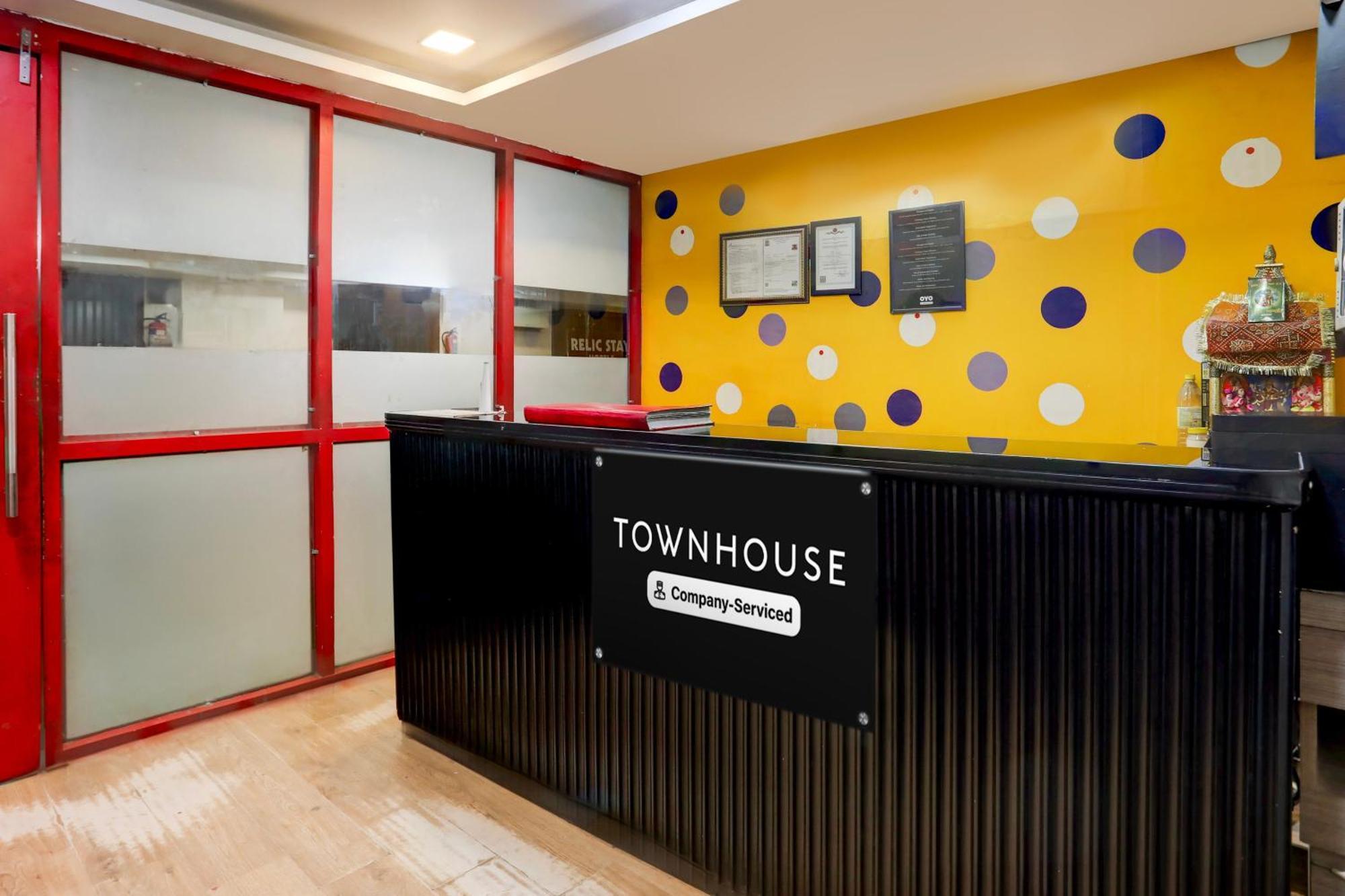 Hotel Super Townhouse Rohini Sector 24 4*