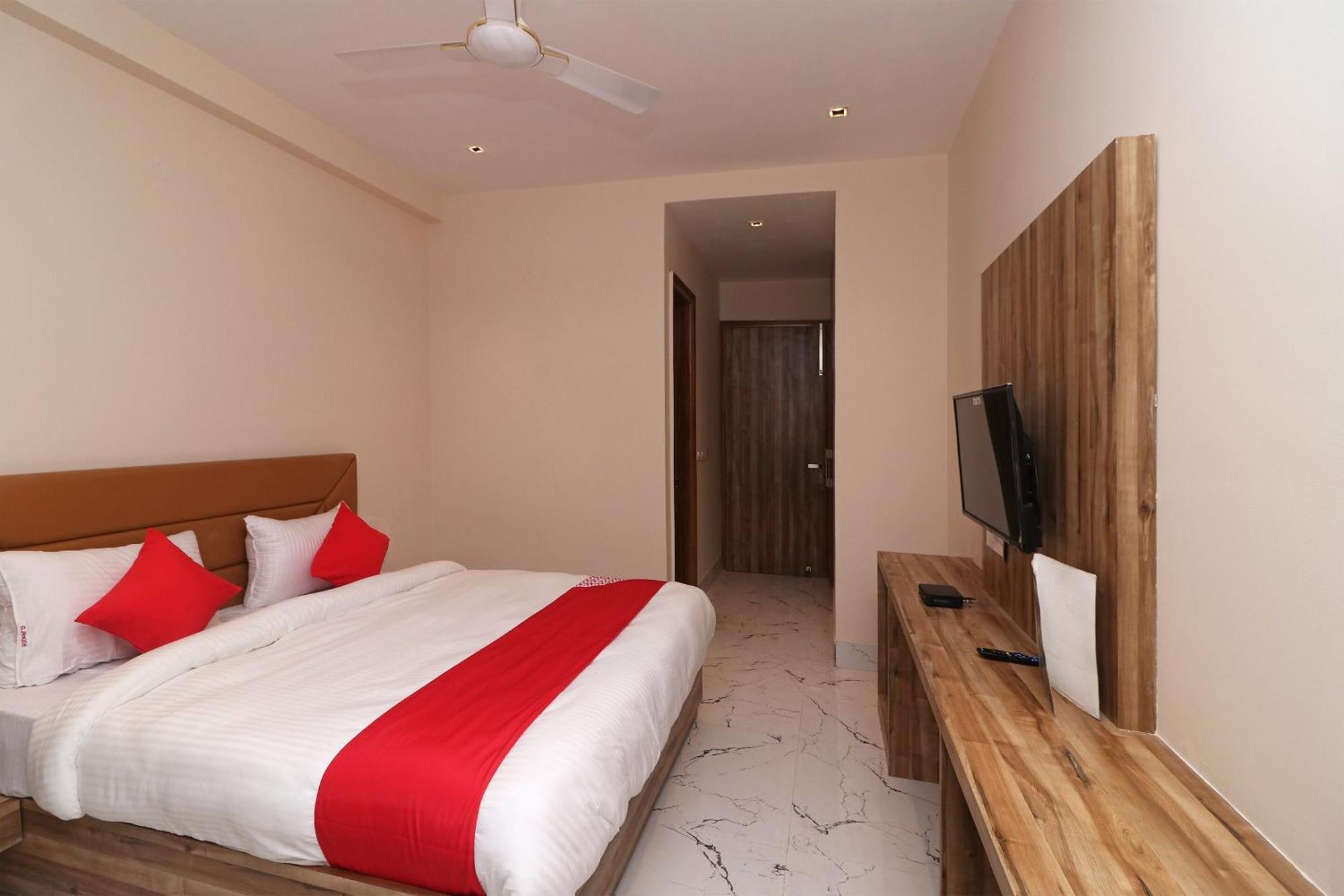 Hotel O Brent Wood