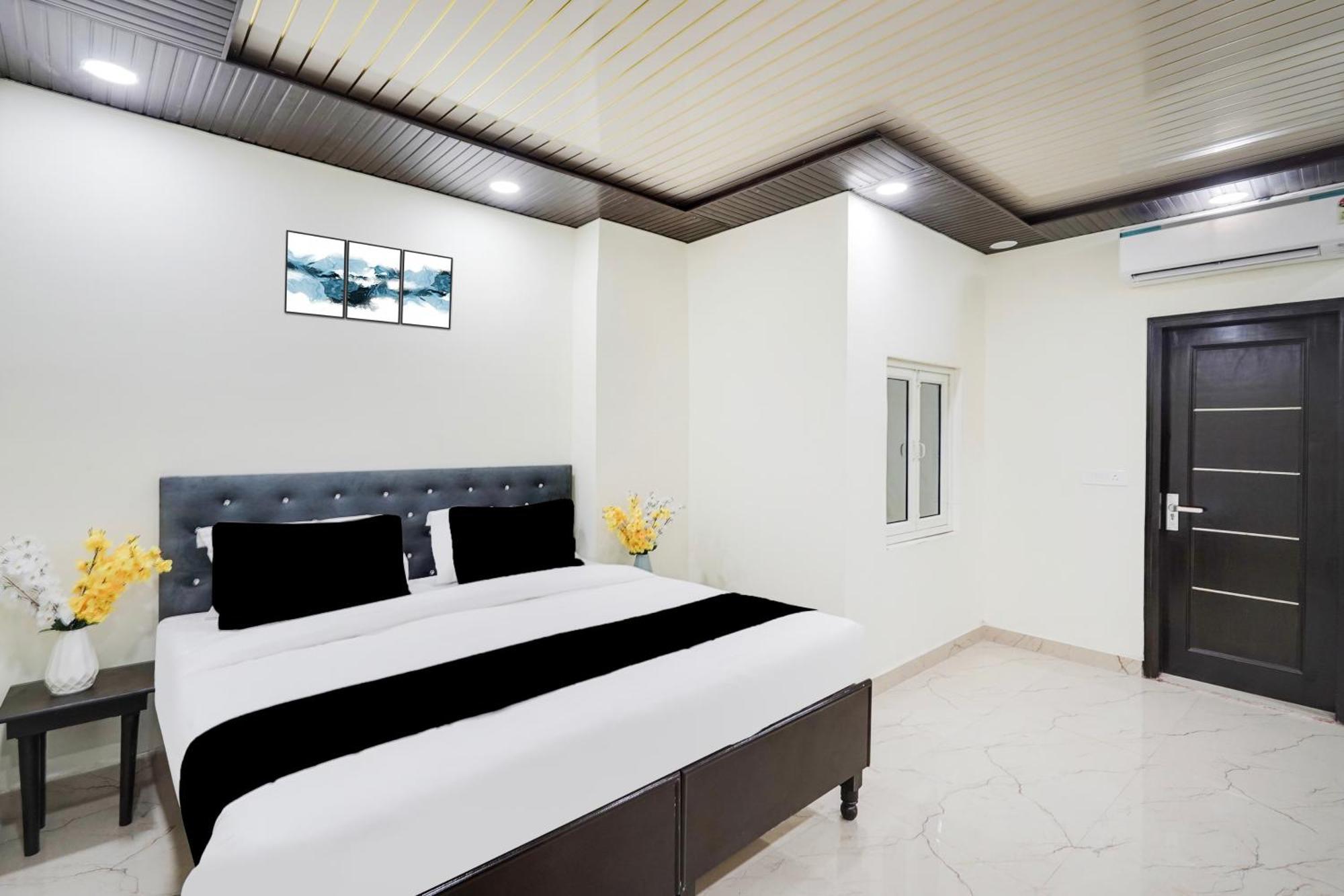Super Collection O Nirman Vihar New Delhi