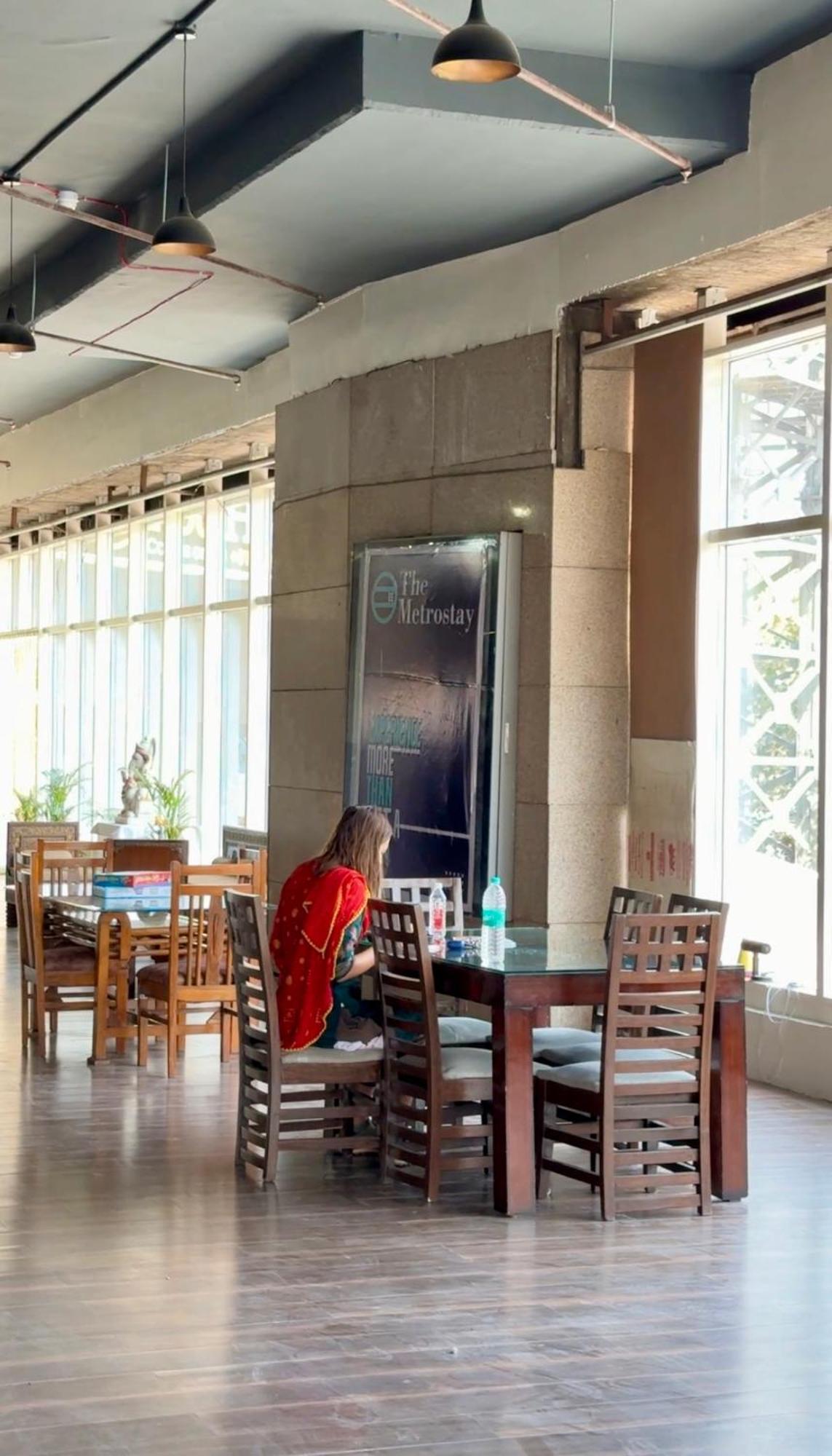 The Metrostay At Railway Station * New Delhi