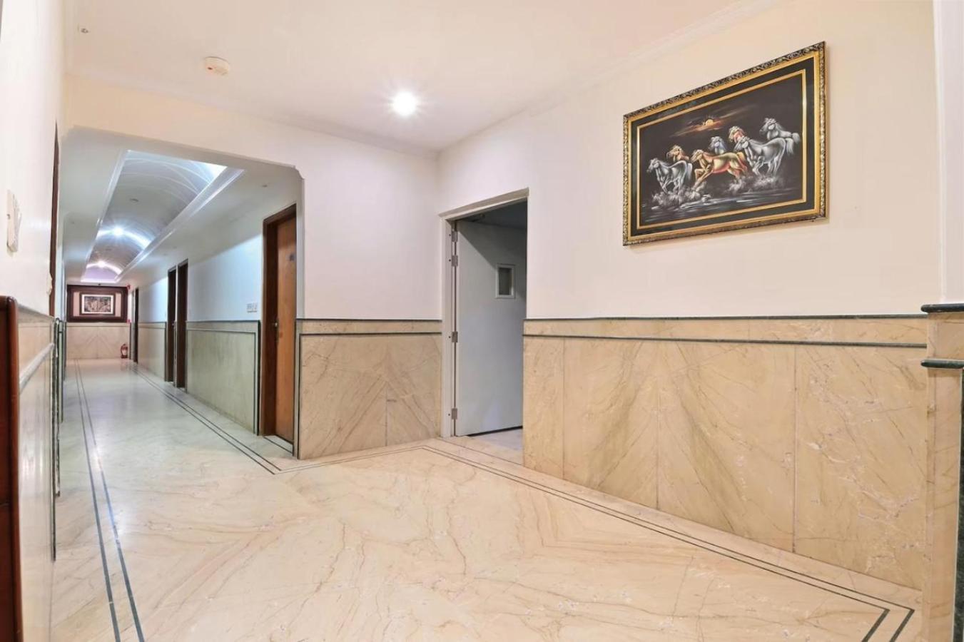 Hotel Good Luck By Jmd Group Near Delhi Igi Airport New Delhi