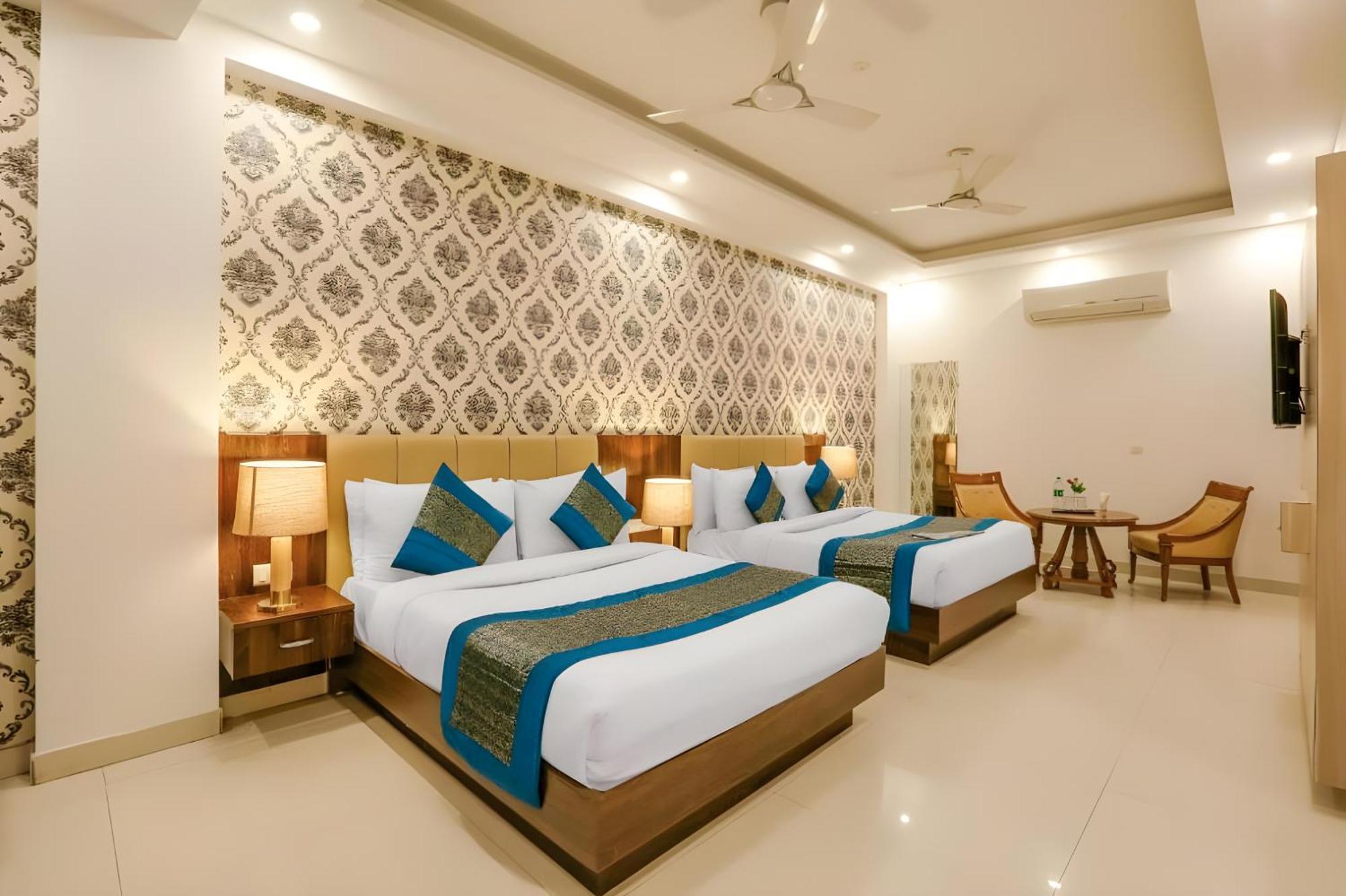 Hotel Almaty International With Free Airport Transffer 4*