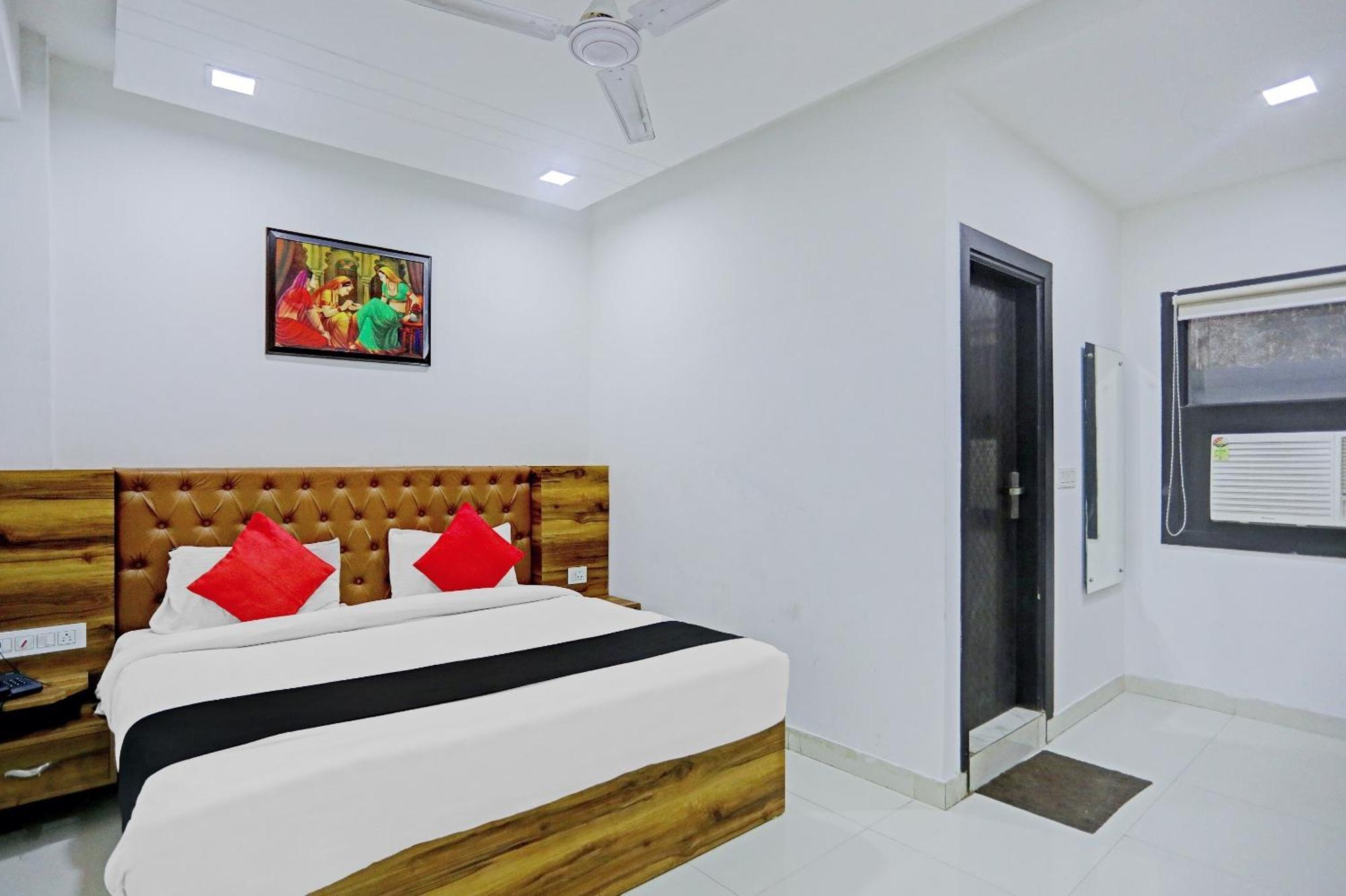 Hotel O Zion *