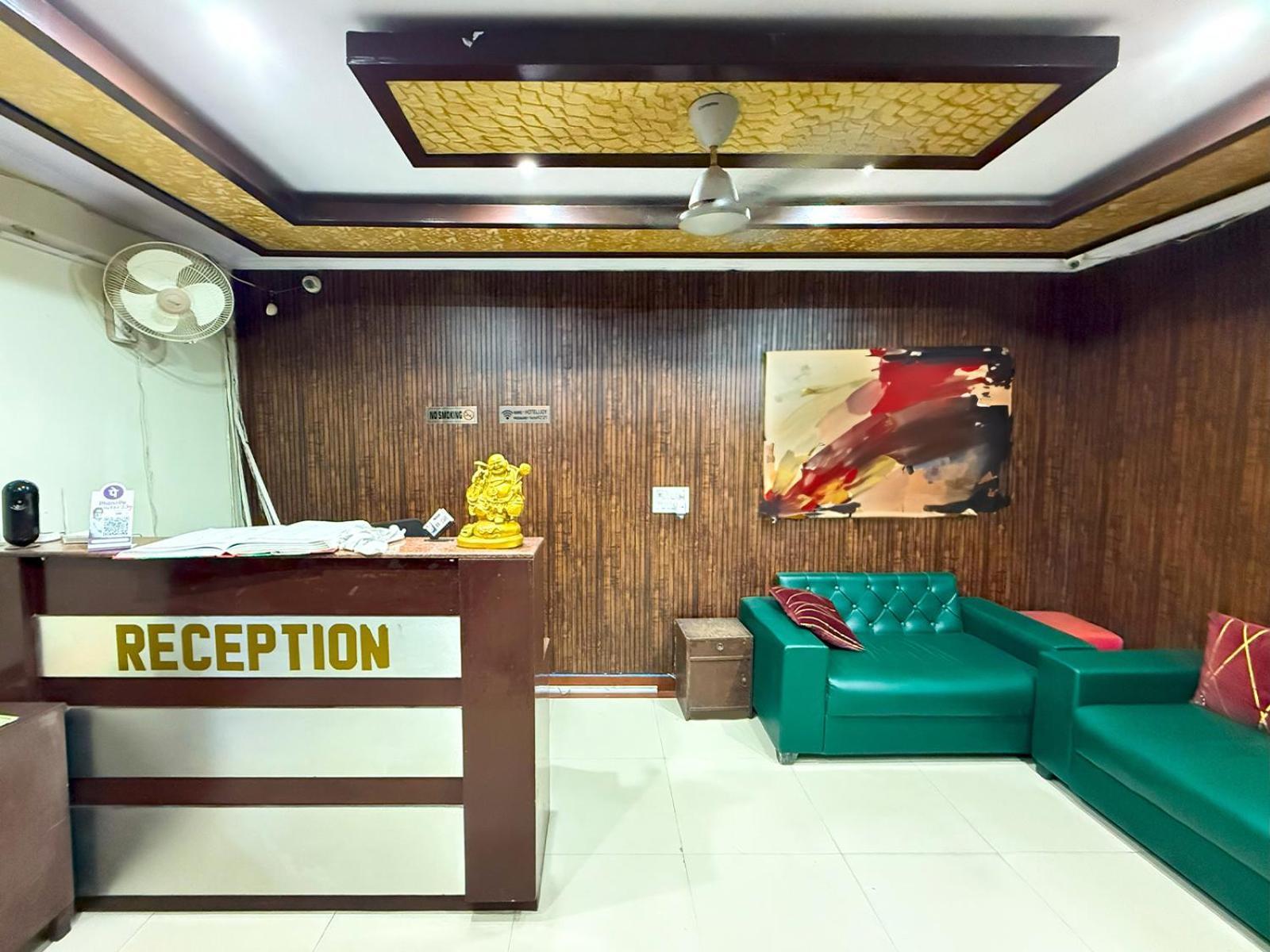 J Joy - Karol Bagh Hotel