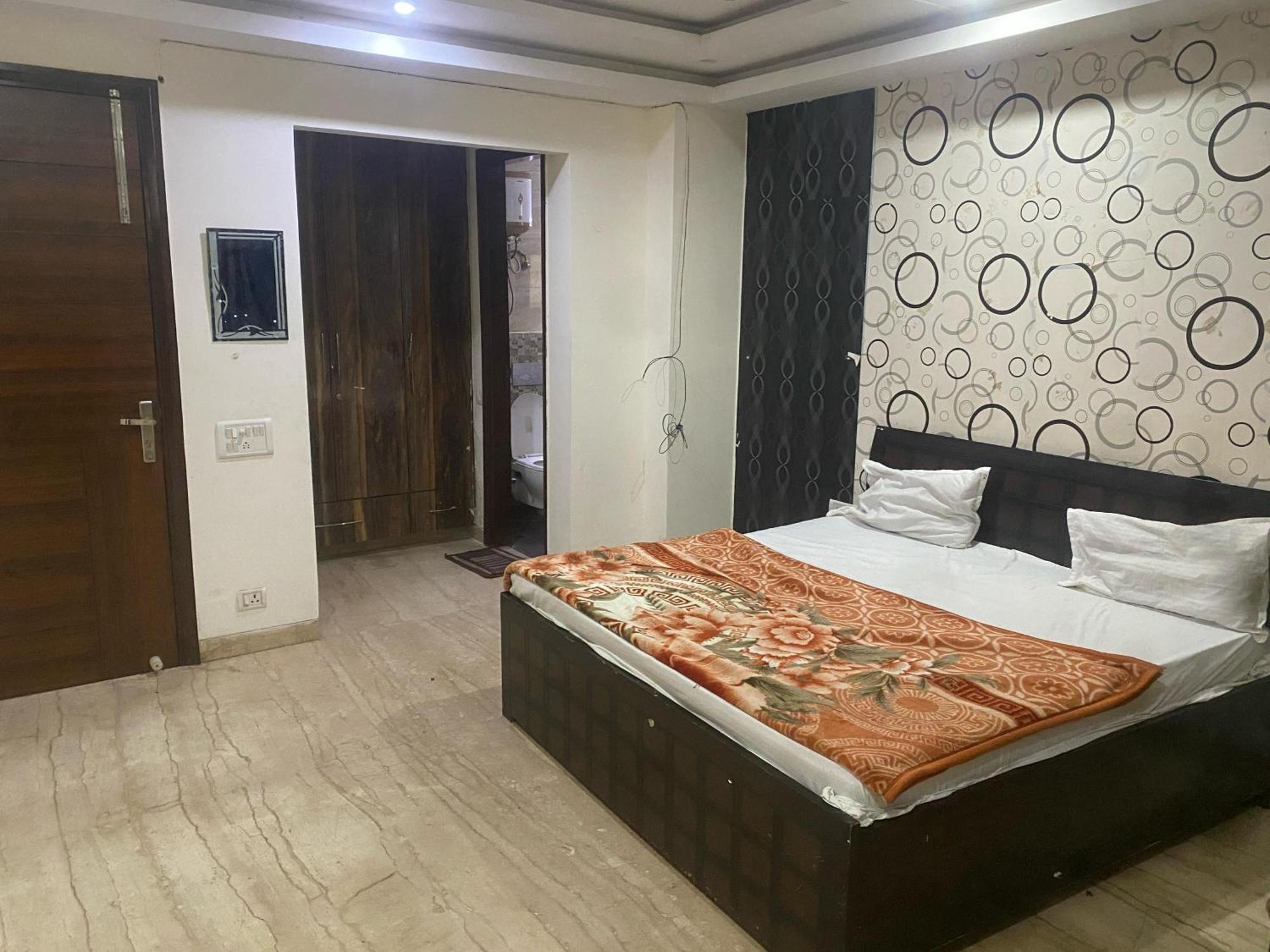 Pari Residency 4* New Delhi