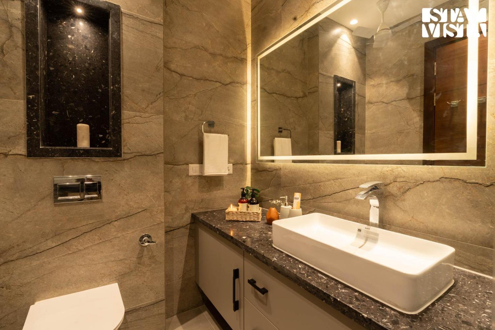 Vista Residences At Gk 1 - Air Purifier And Complimentary Breakfast New Delhi