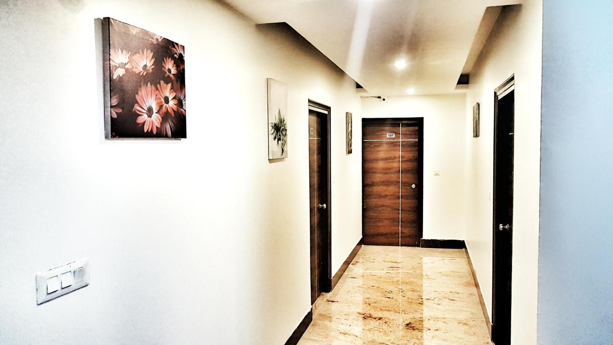 Airport Delhi Aerocity, 15 Mins Yashobhoomi 3*