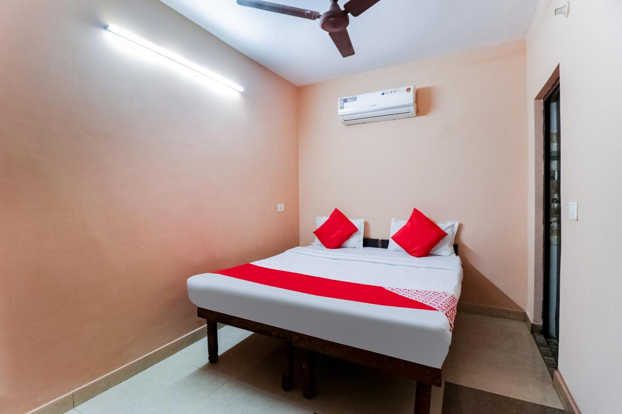Hotel O Bansal New Delhi