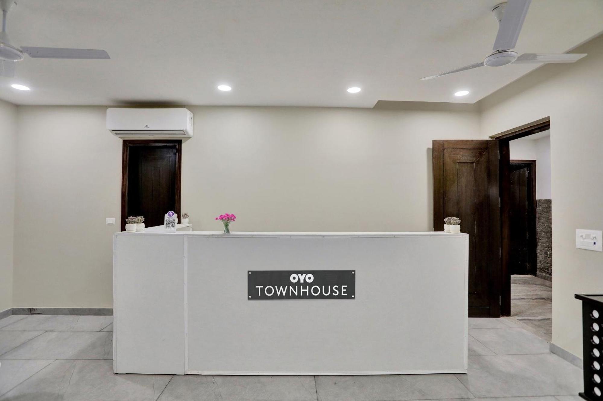 Townhouse Xanthe Hotel Kalkaji Devi