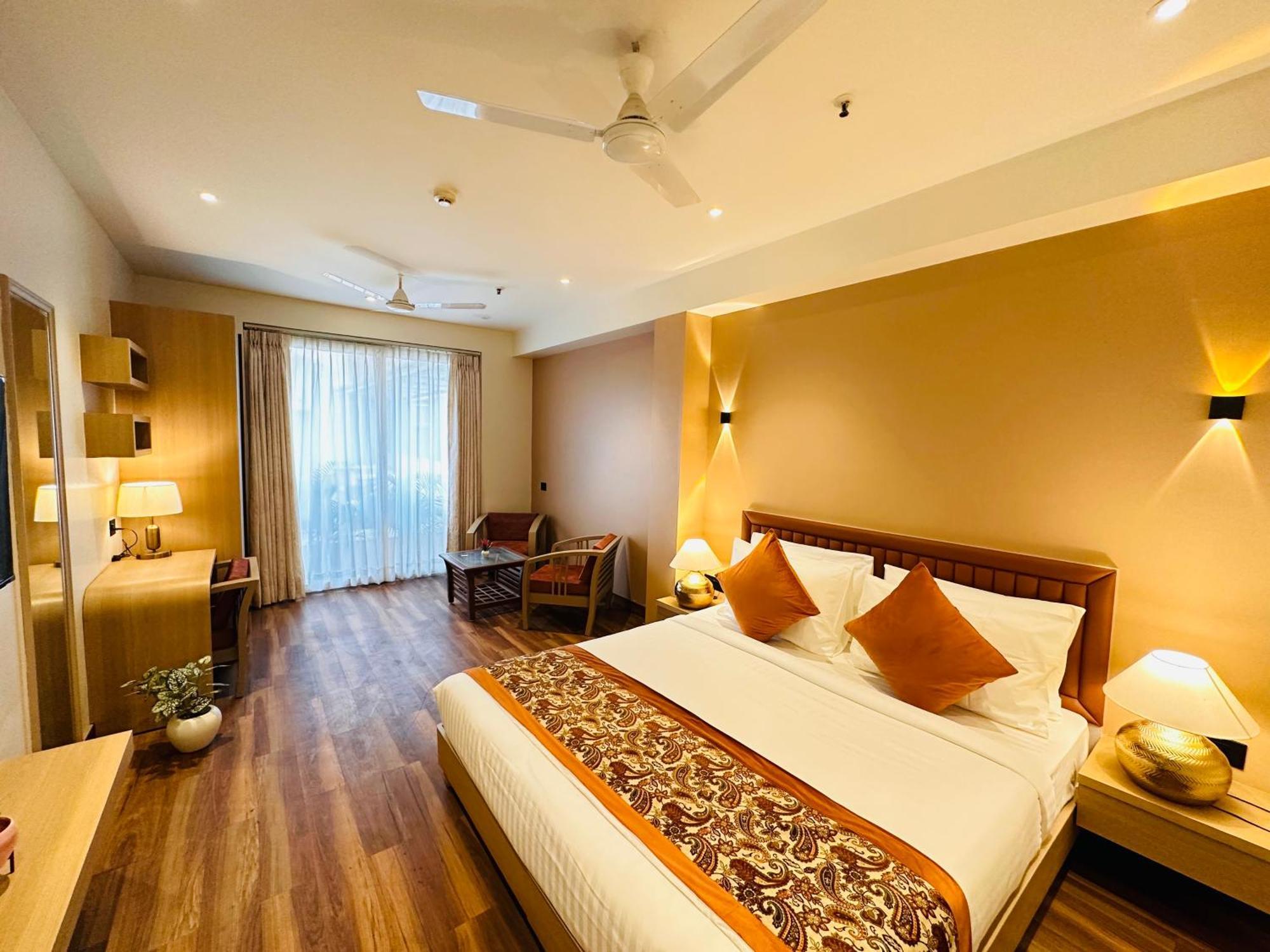 South Ex Residency - South Ex Near Aiims Delhi - Couple Friendly Hotel New Delhi