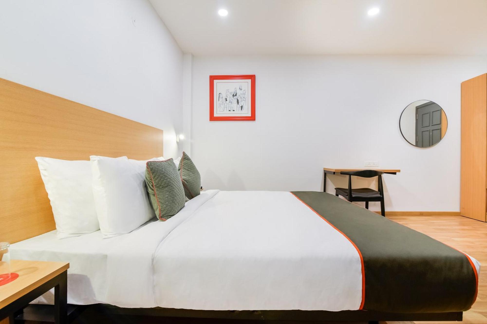Super Townhouse 094 Moro