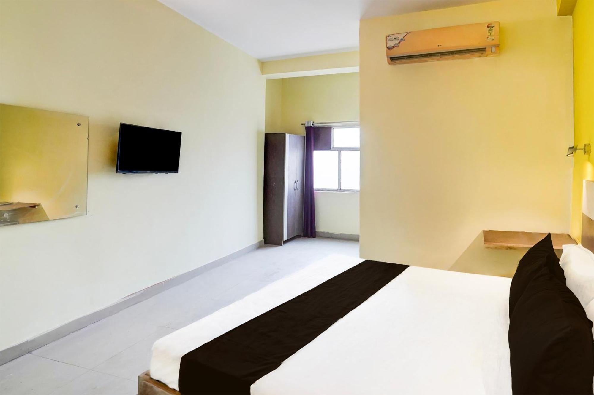 O Vishkarma Colony 3* New Delhi