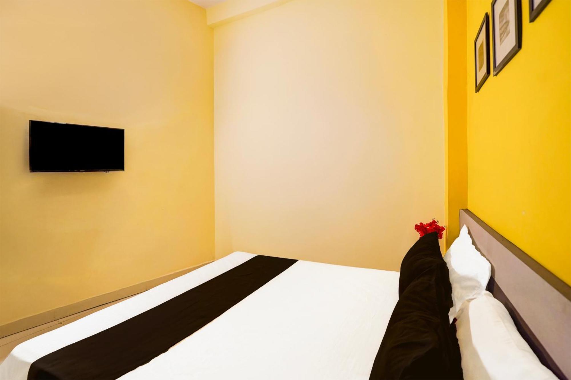 Hotel O Vishkarma Colony 3*