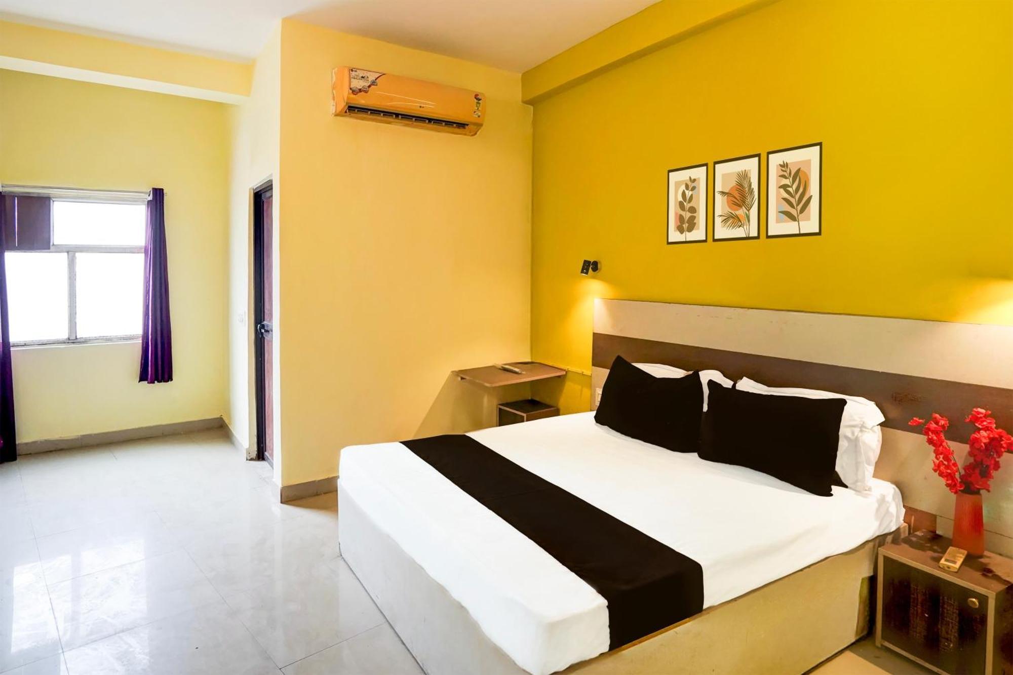 O Vishkarma Colony Hotel New Delhi