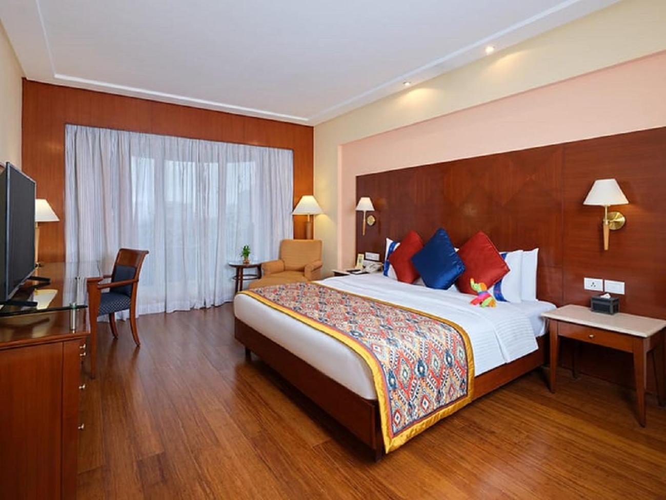 Hotel Linda Near Delhi Airport New Delhi