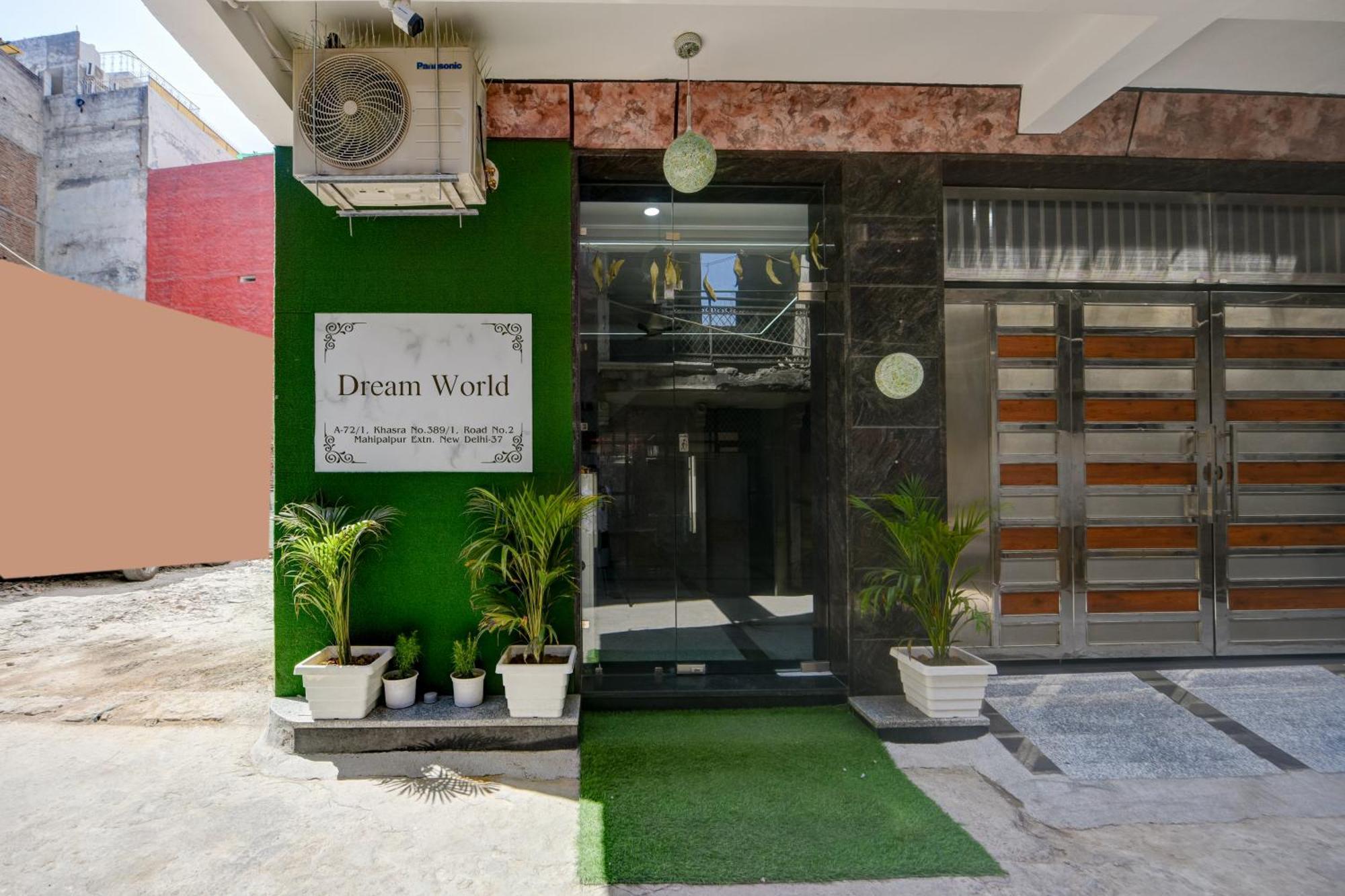 Hotel Dream World Near Delhi Airport