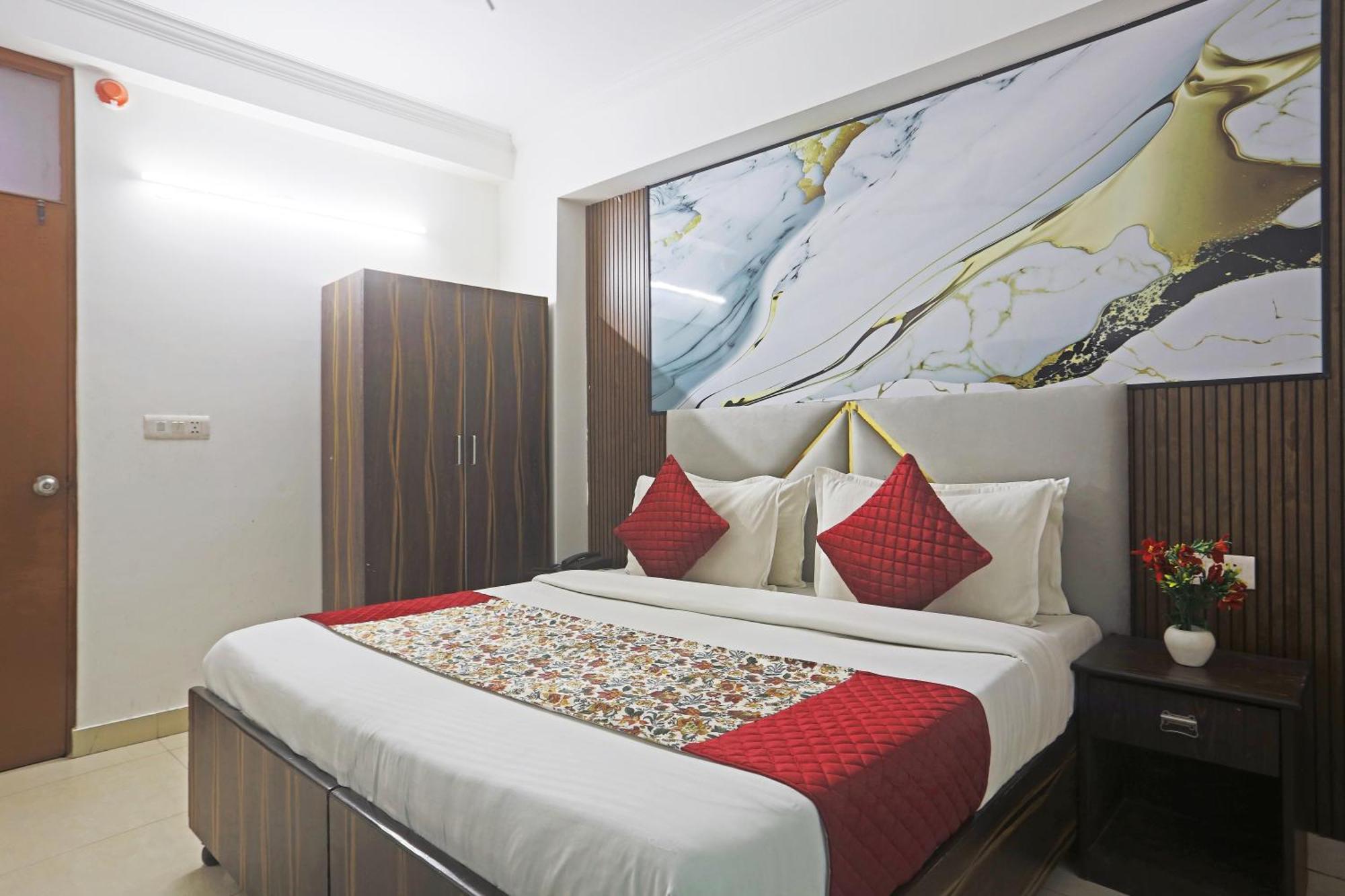 Vasudha -near Delhi Airport Hotel