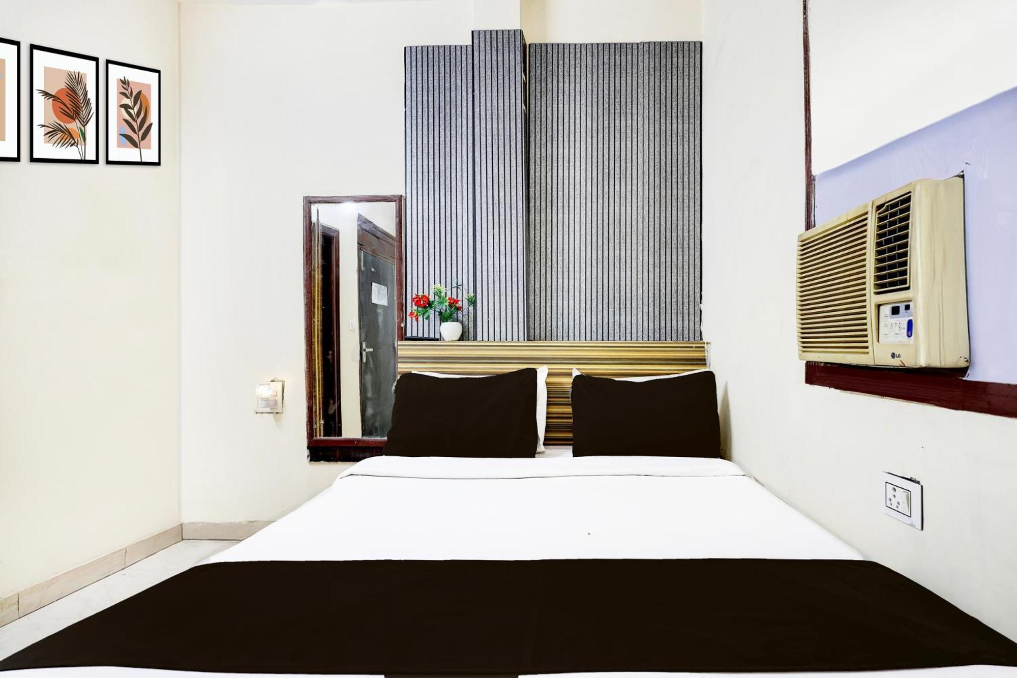 Super O Paharganj Chuna Mandi Near Railway Station Hotel New Delhi