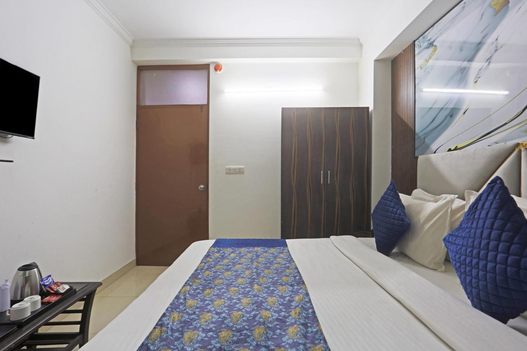 Vasudha -near Delhi Airport Hotel