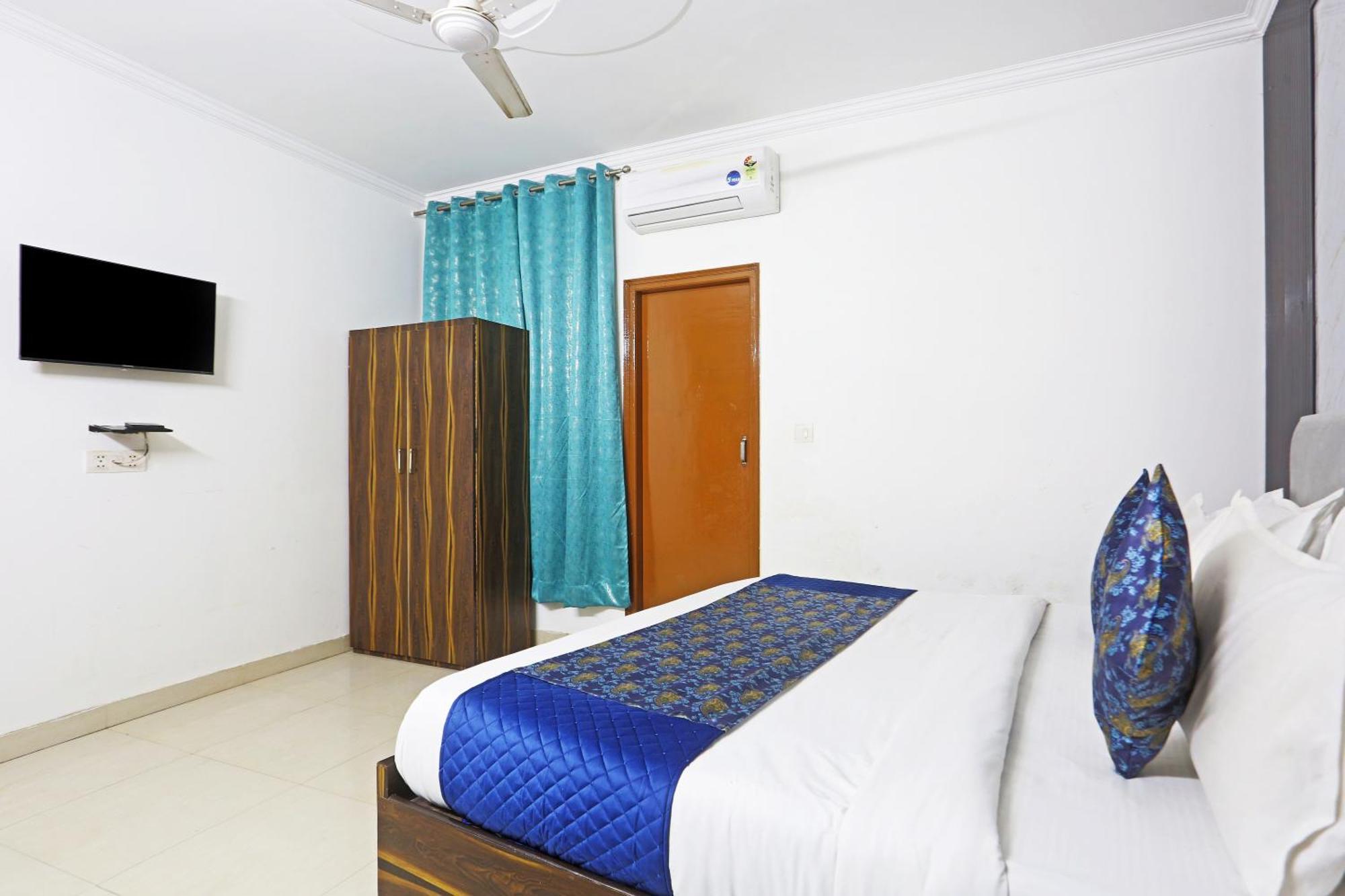 Vasudha -near Delhi Airport Hotel