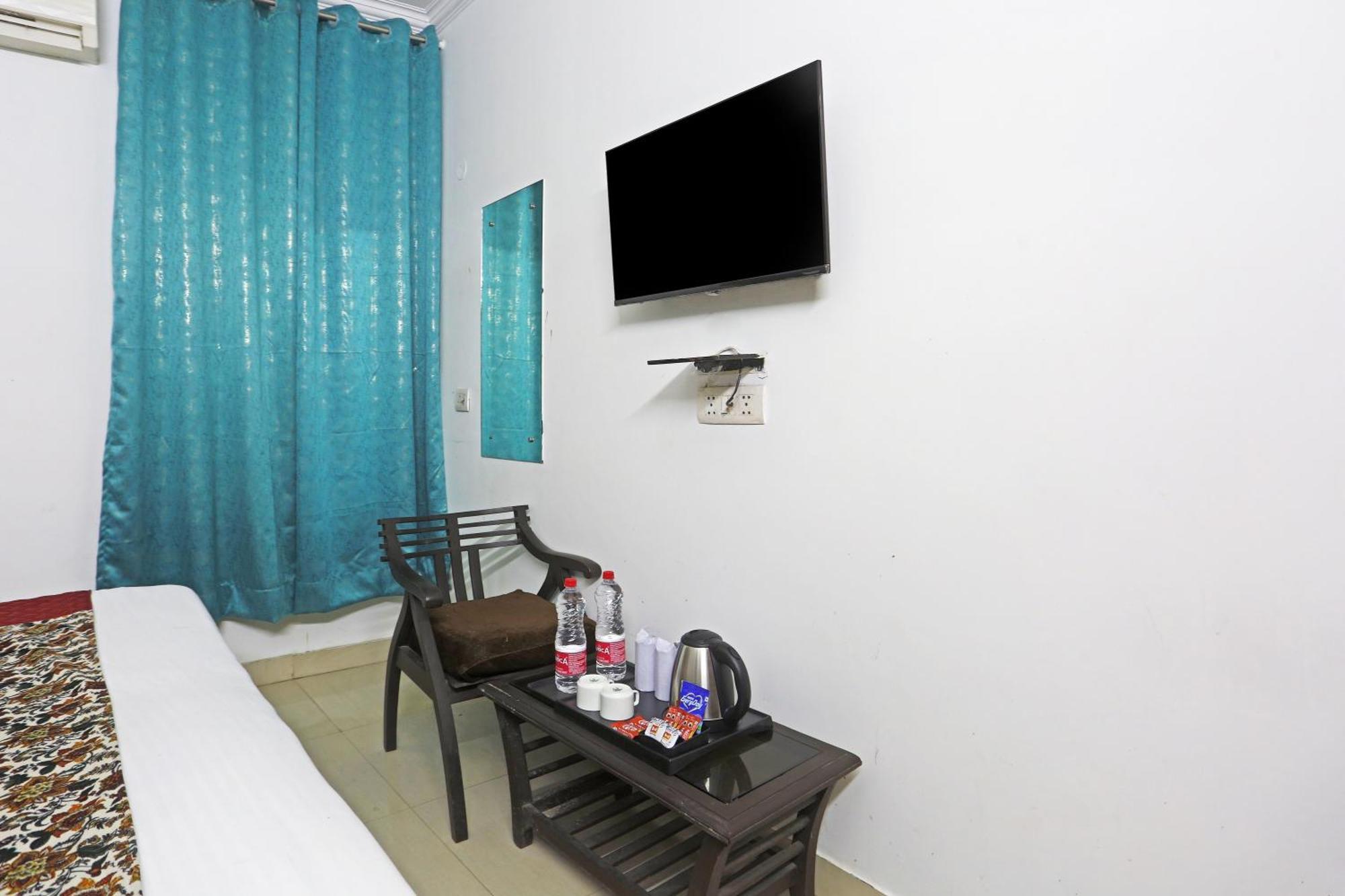 Hotel Vasudha -near Delhi Airport New Delhi