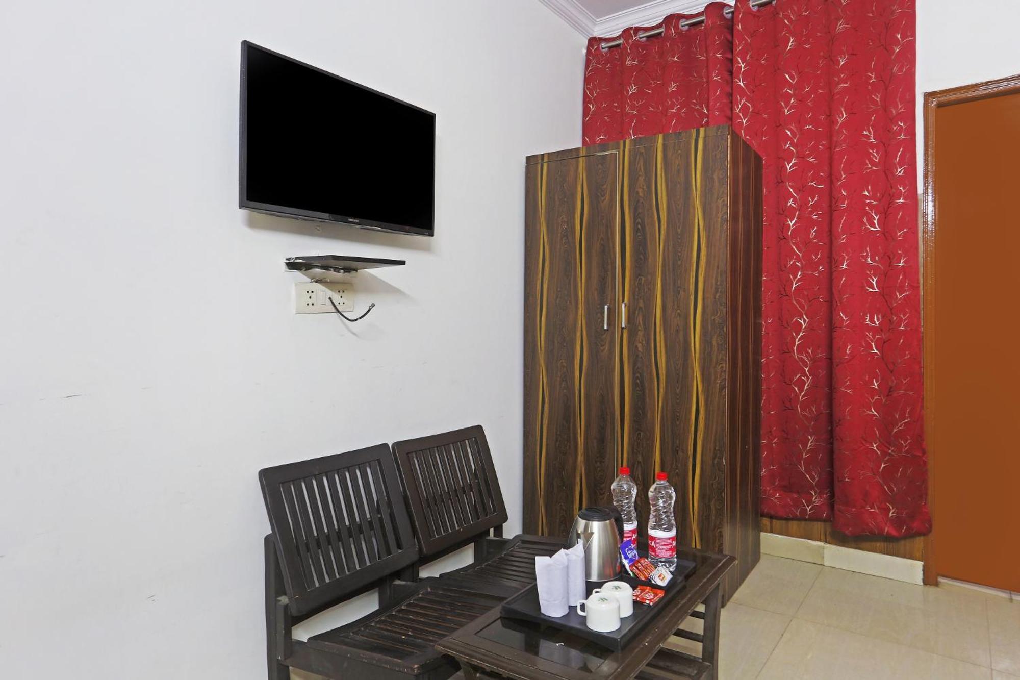 Vasudha -near Delhi Airport Hotel