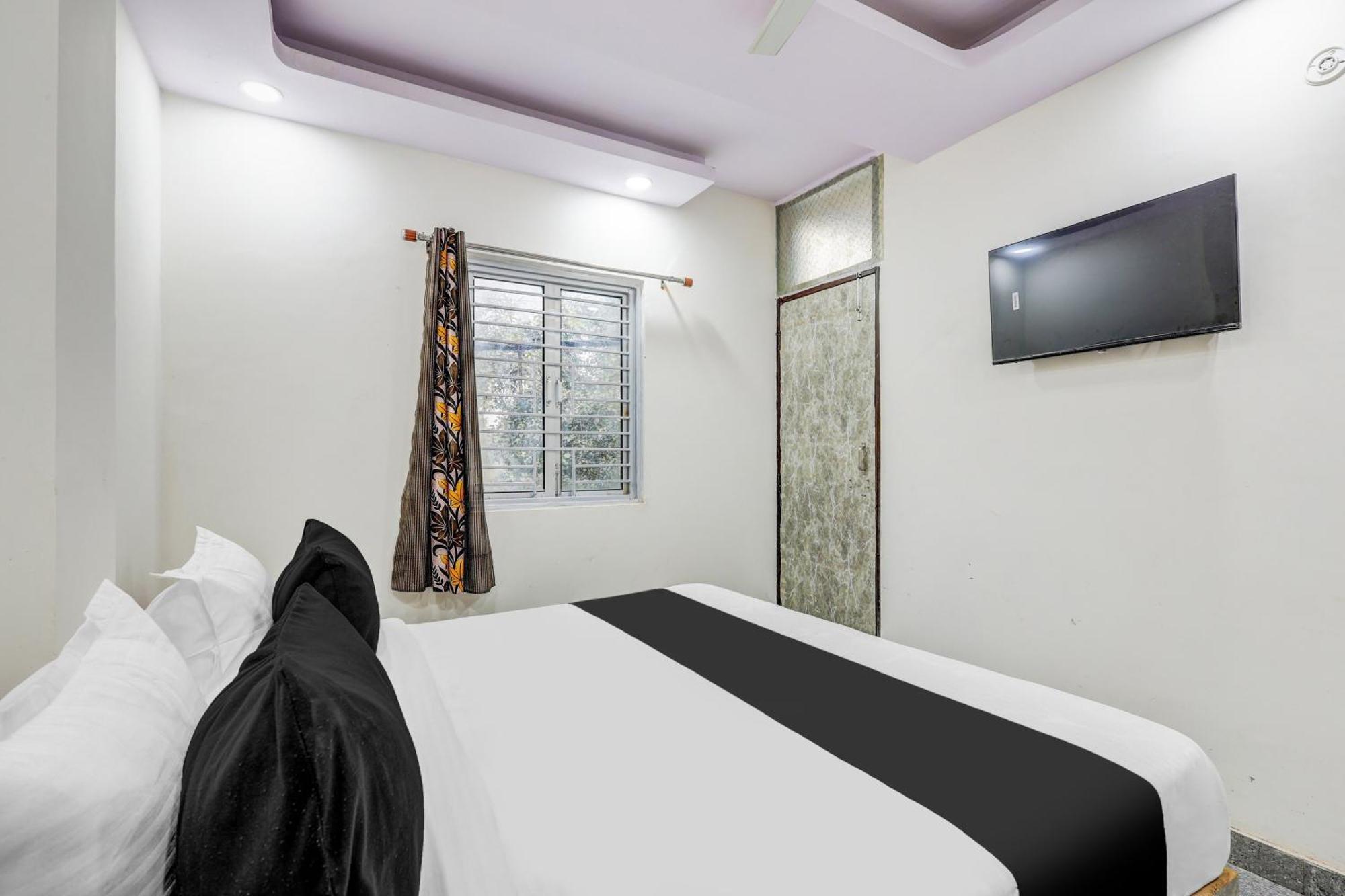 Hotel O Govind Residency 3*