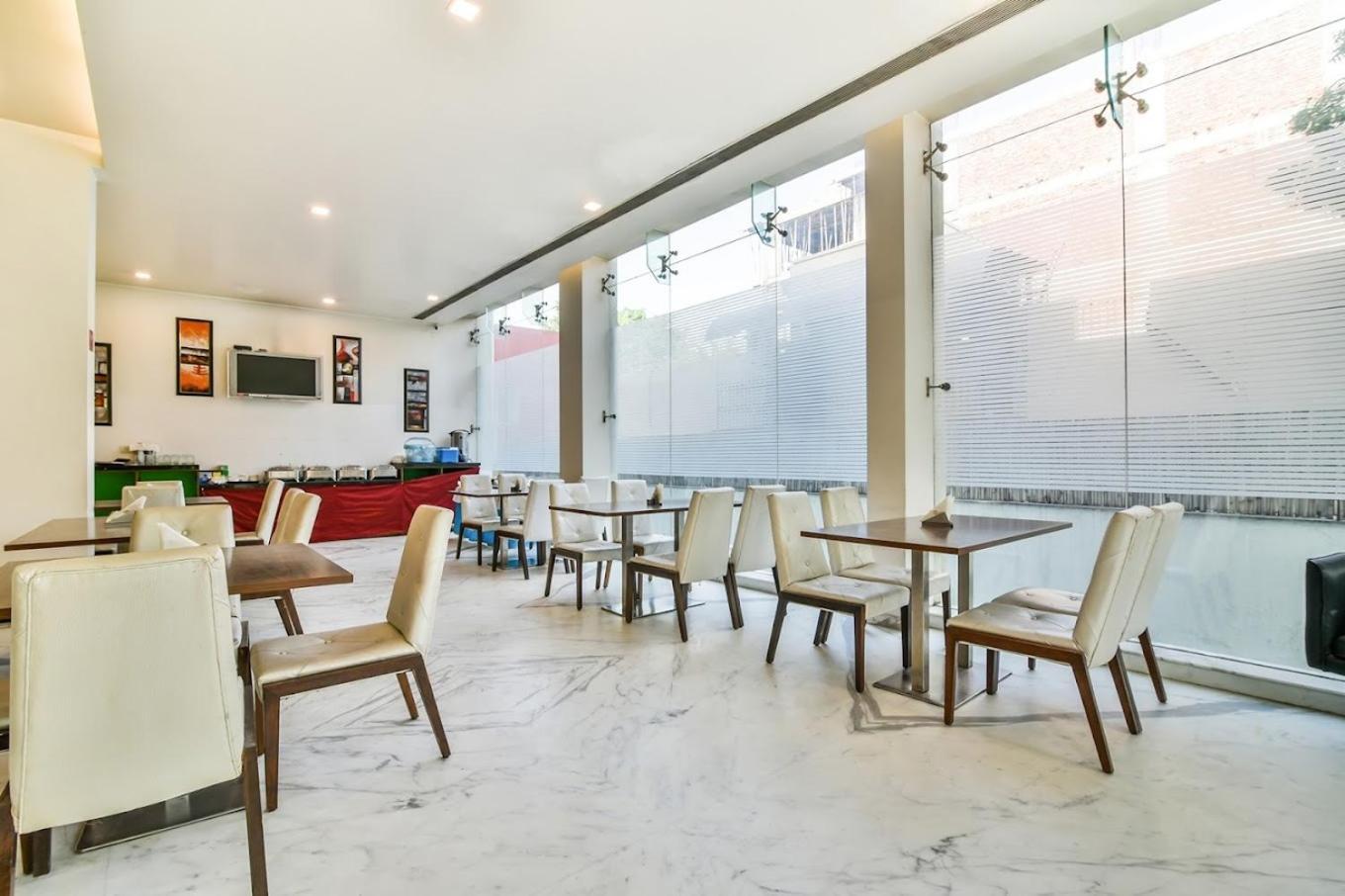 Ahuja Residency Sage 3*