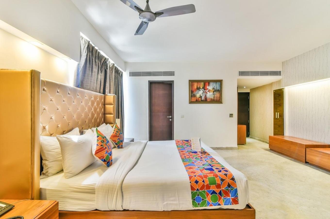 Hotel Ahuja Residency Sage