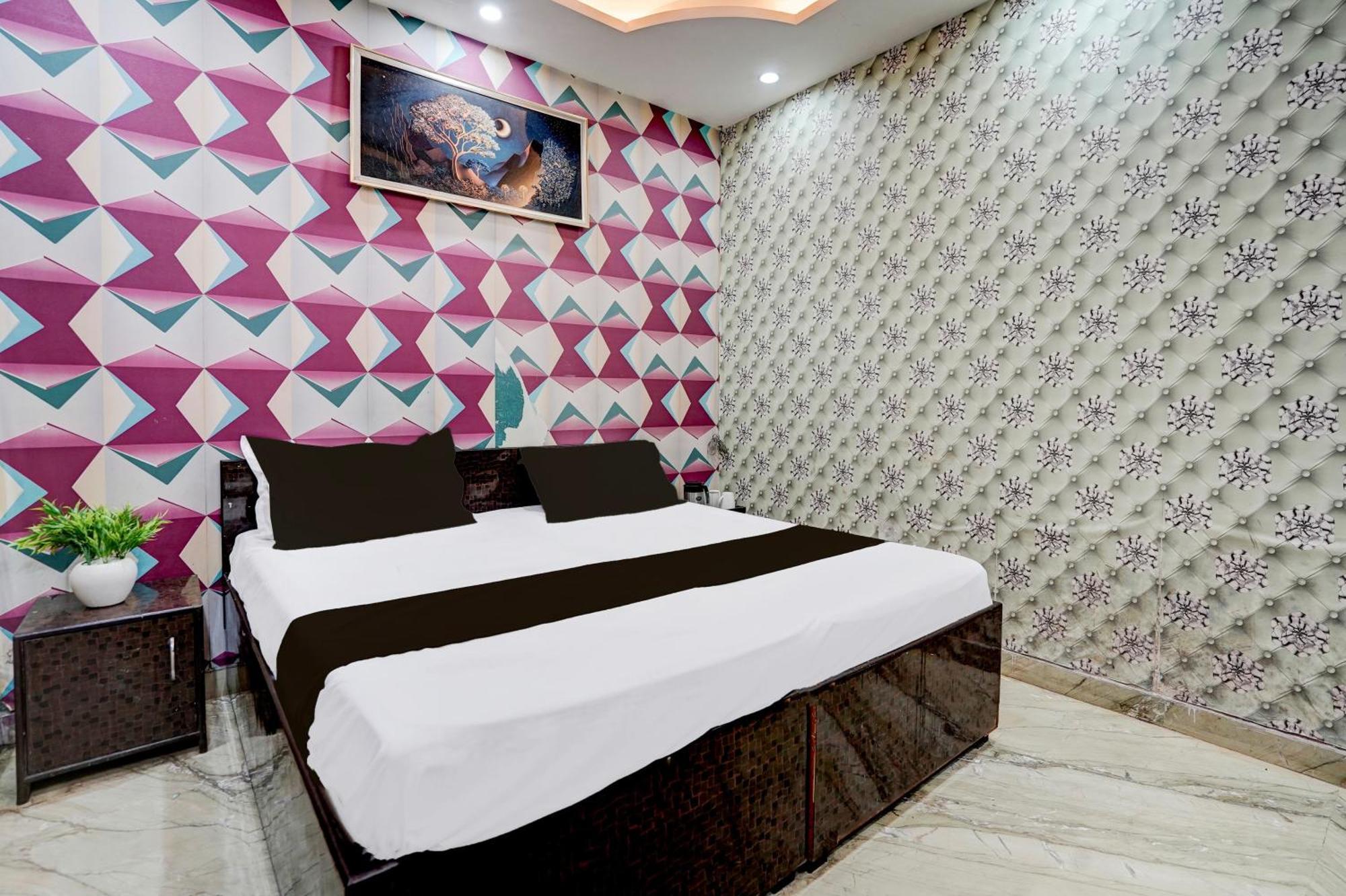 O Star X Signature Plaza Hotel *