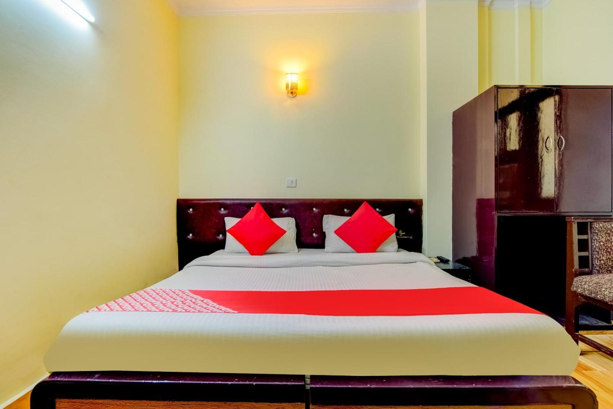 Hotel Fabhotel Darbar Delhi (National Capital Territory of India)