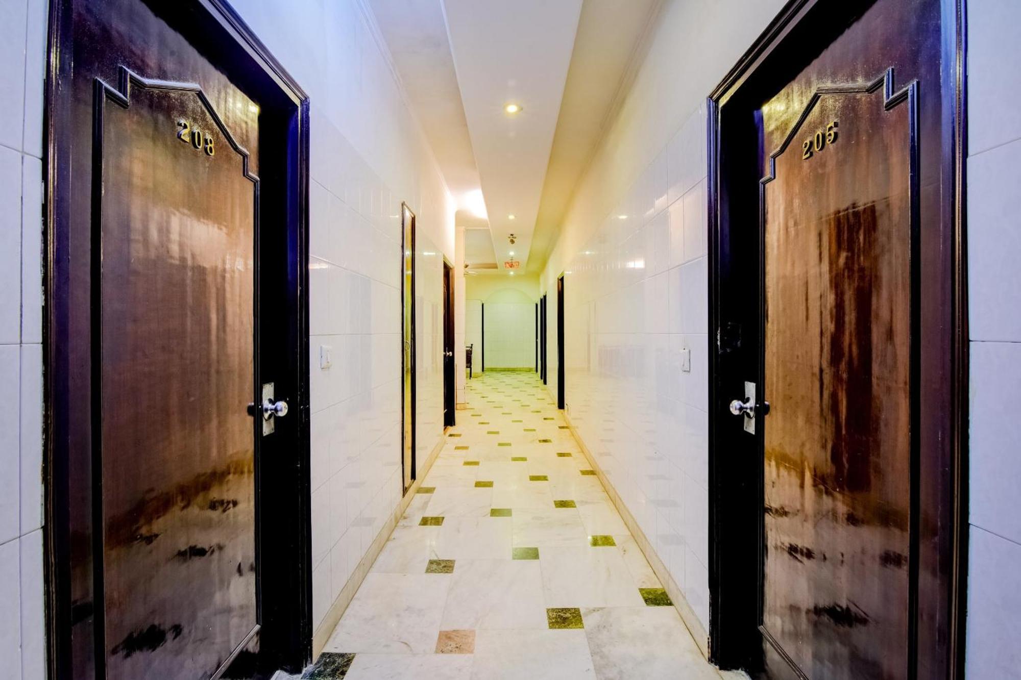 Fabhotel Darbar