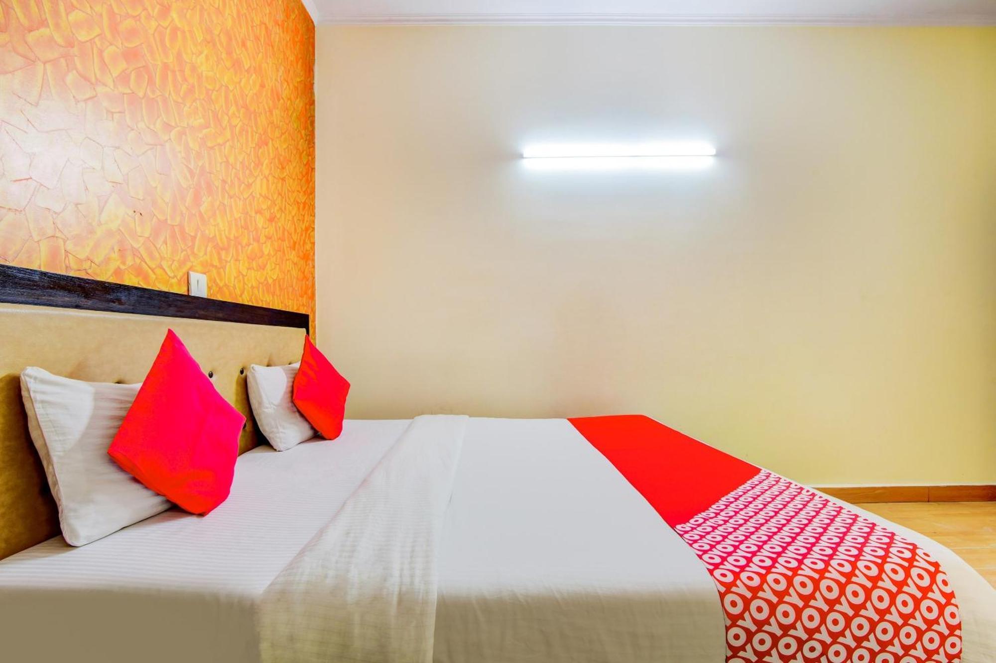 Fabhotel Darbar Hotel