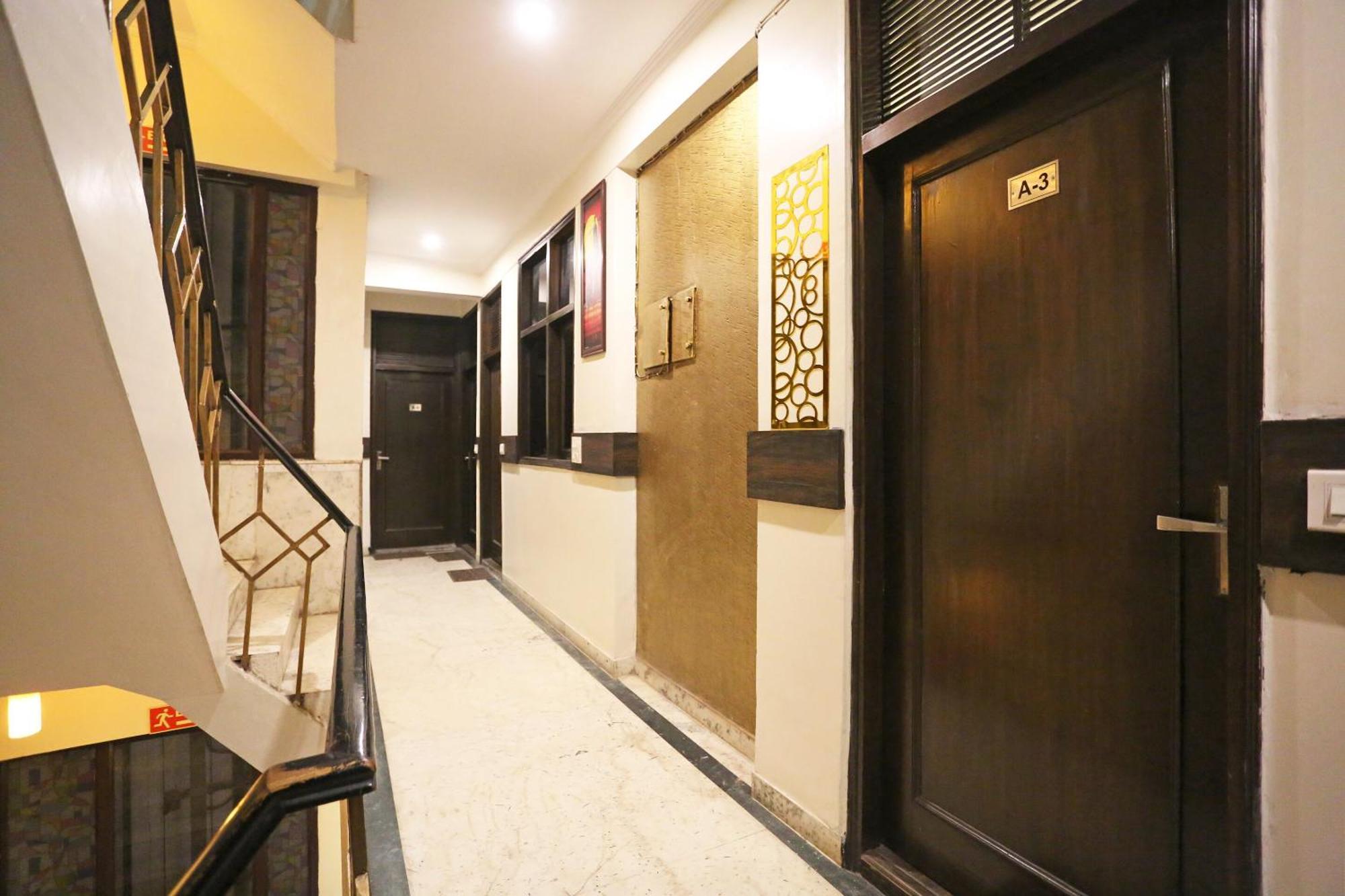 O Delhi Continental Hotel